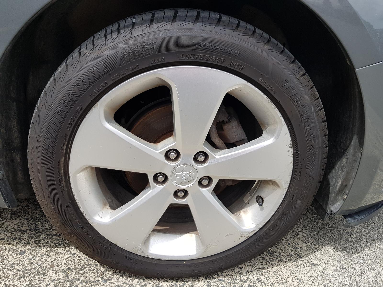 Holden Cruze - 2009-Present