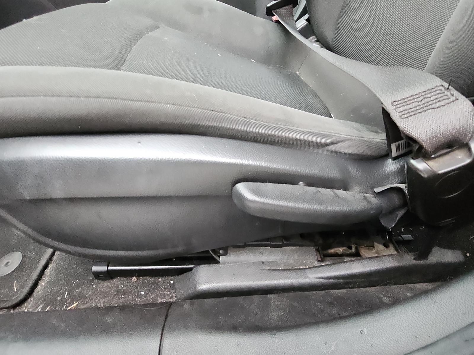 Holden Cruze - 2009-Present