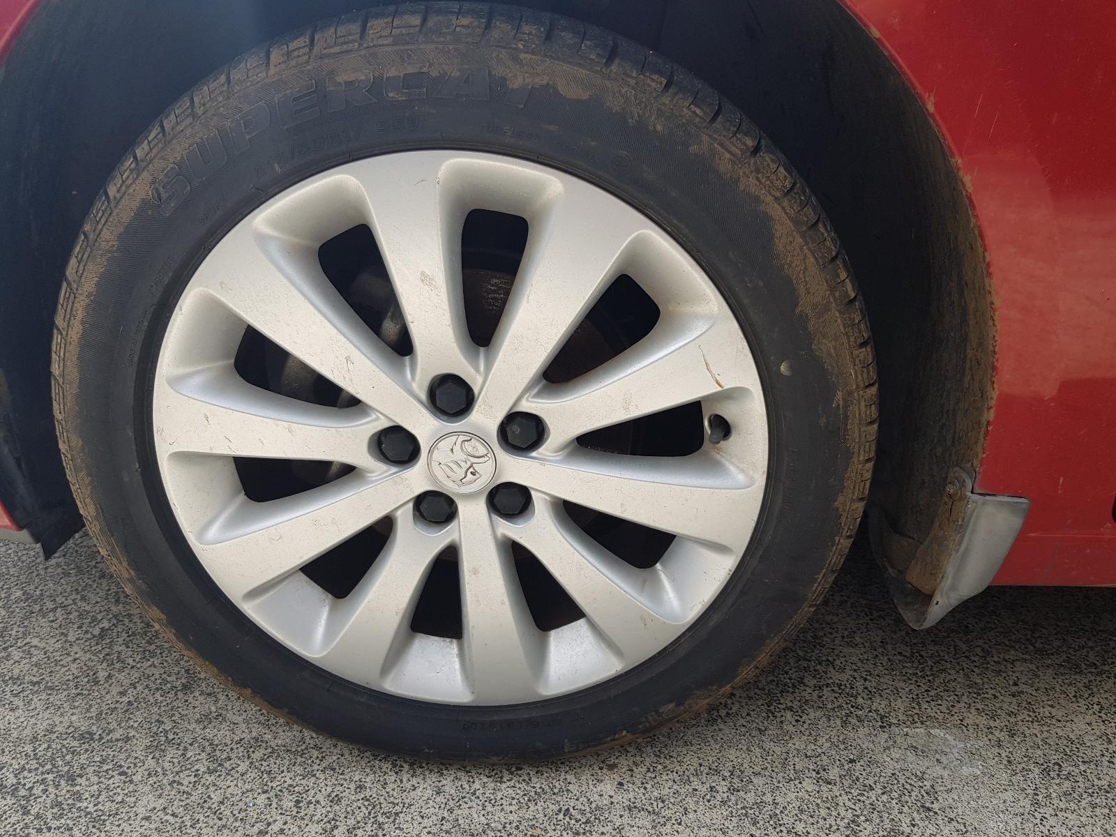 Holden Cruze - 2009-Present