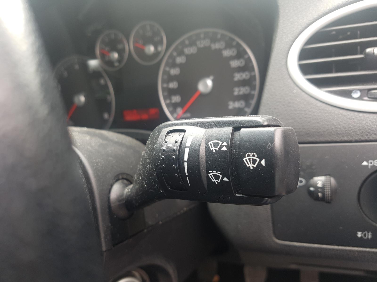 Ford Focus - LS 2005-2007