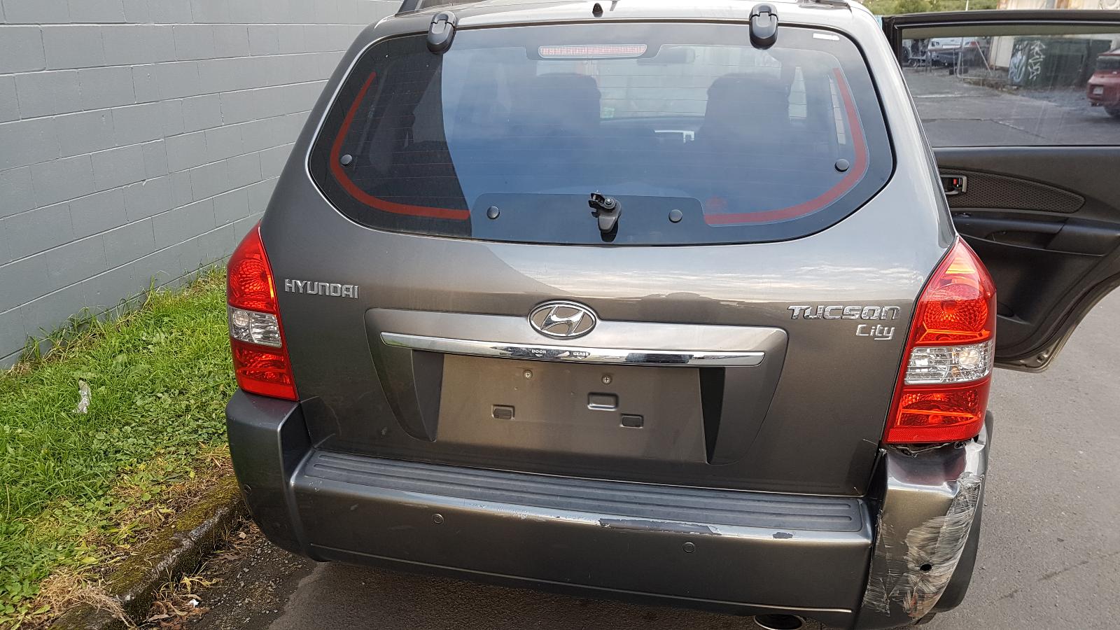 Hyundai Tucson - JN81 2004-2010