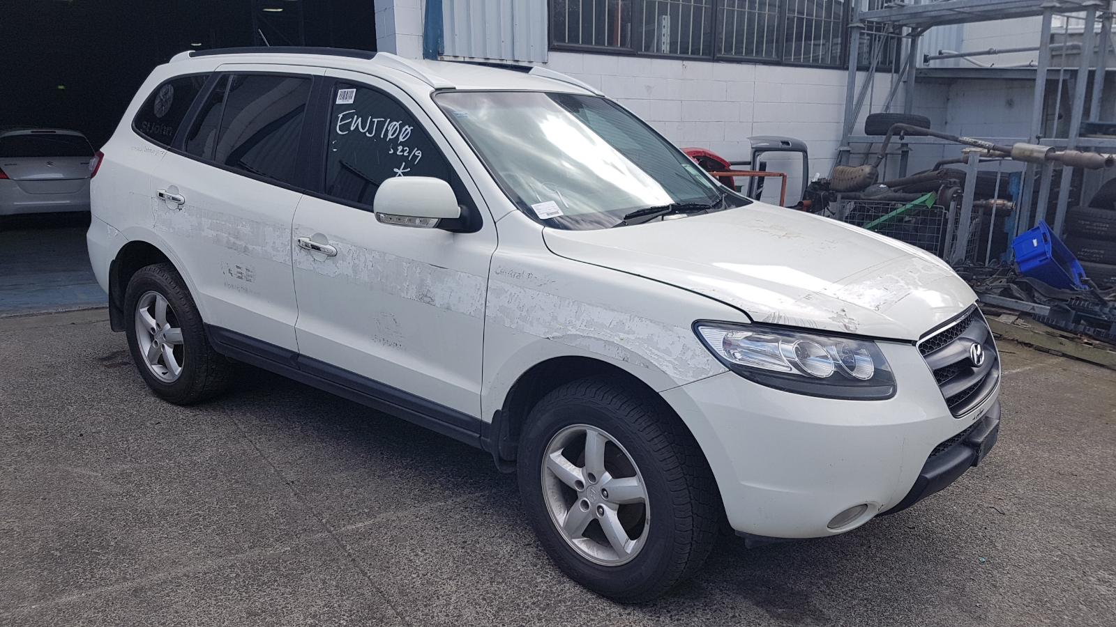 Hyundai Santa Fe - 2006-2012