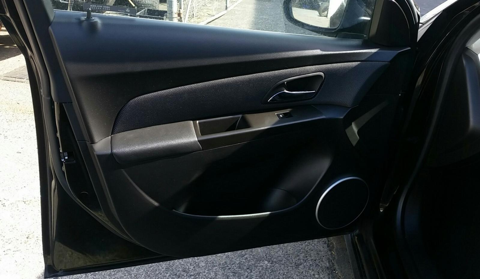 Holden Cruze - 2009-Present