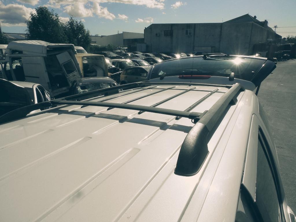 Ford Explorer - UT 2001-2005