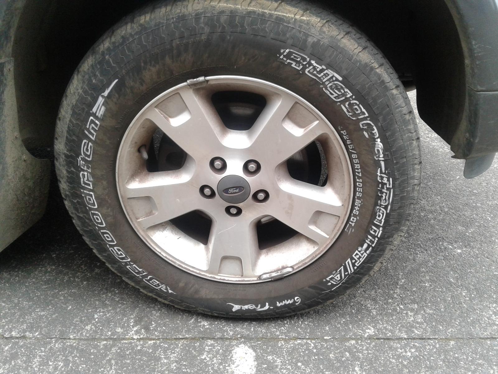 Ford Explorer - UT 2001-2005