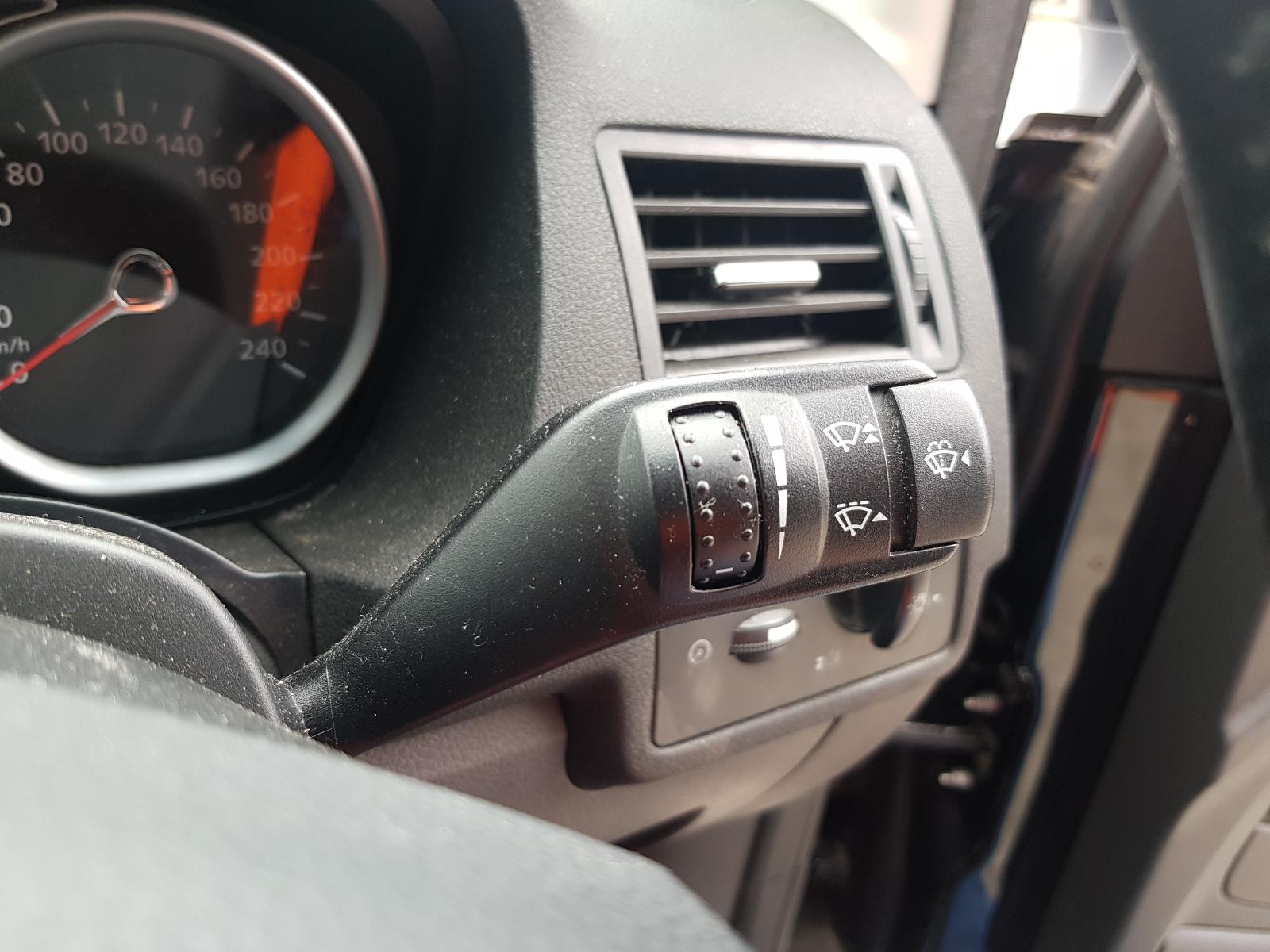 Ford Kuga - TE 2012-2013