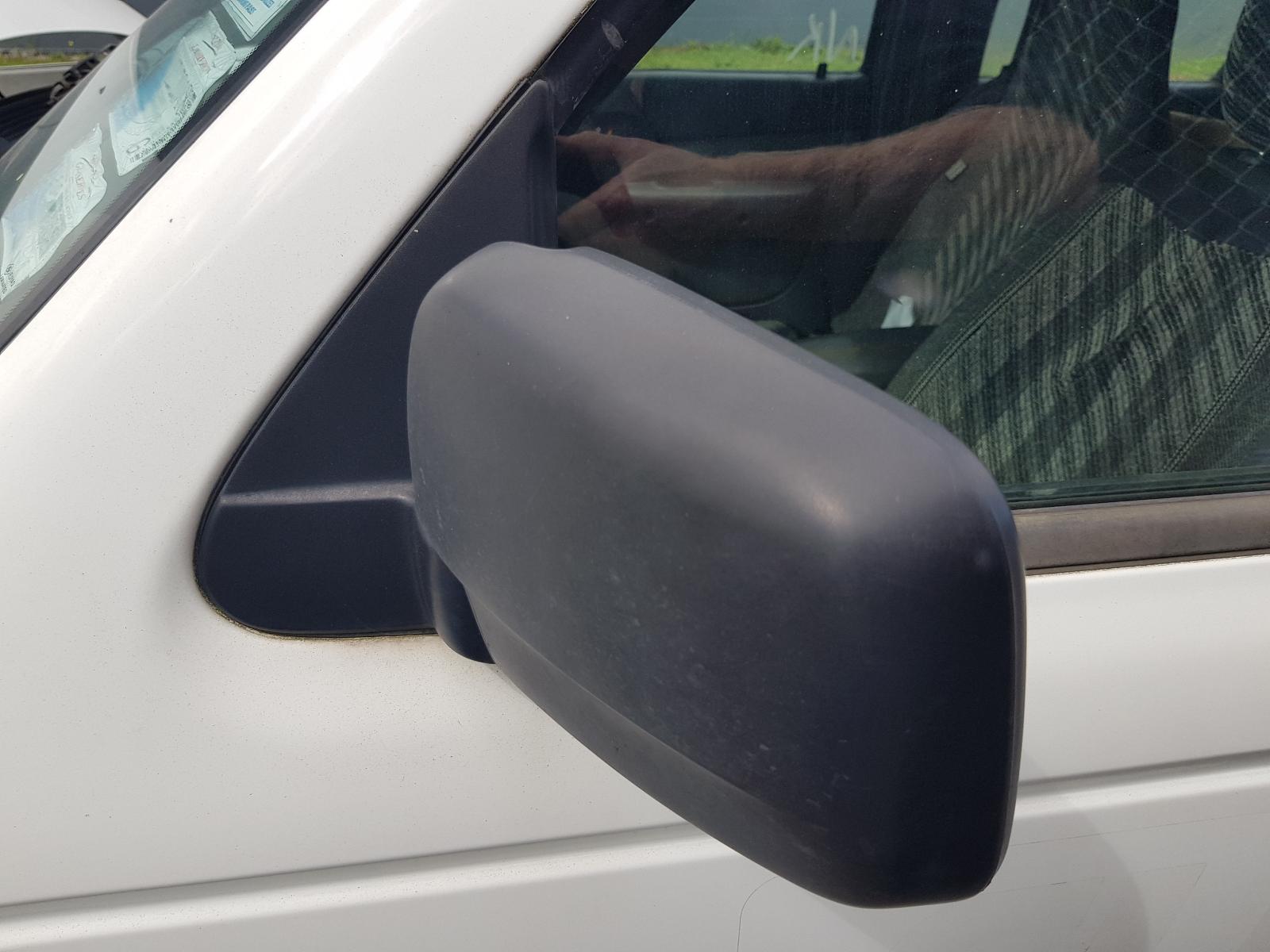 Ford Courier - UT 2005-2006