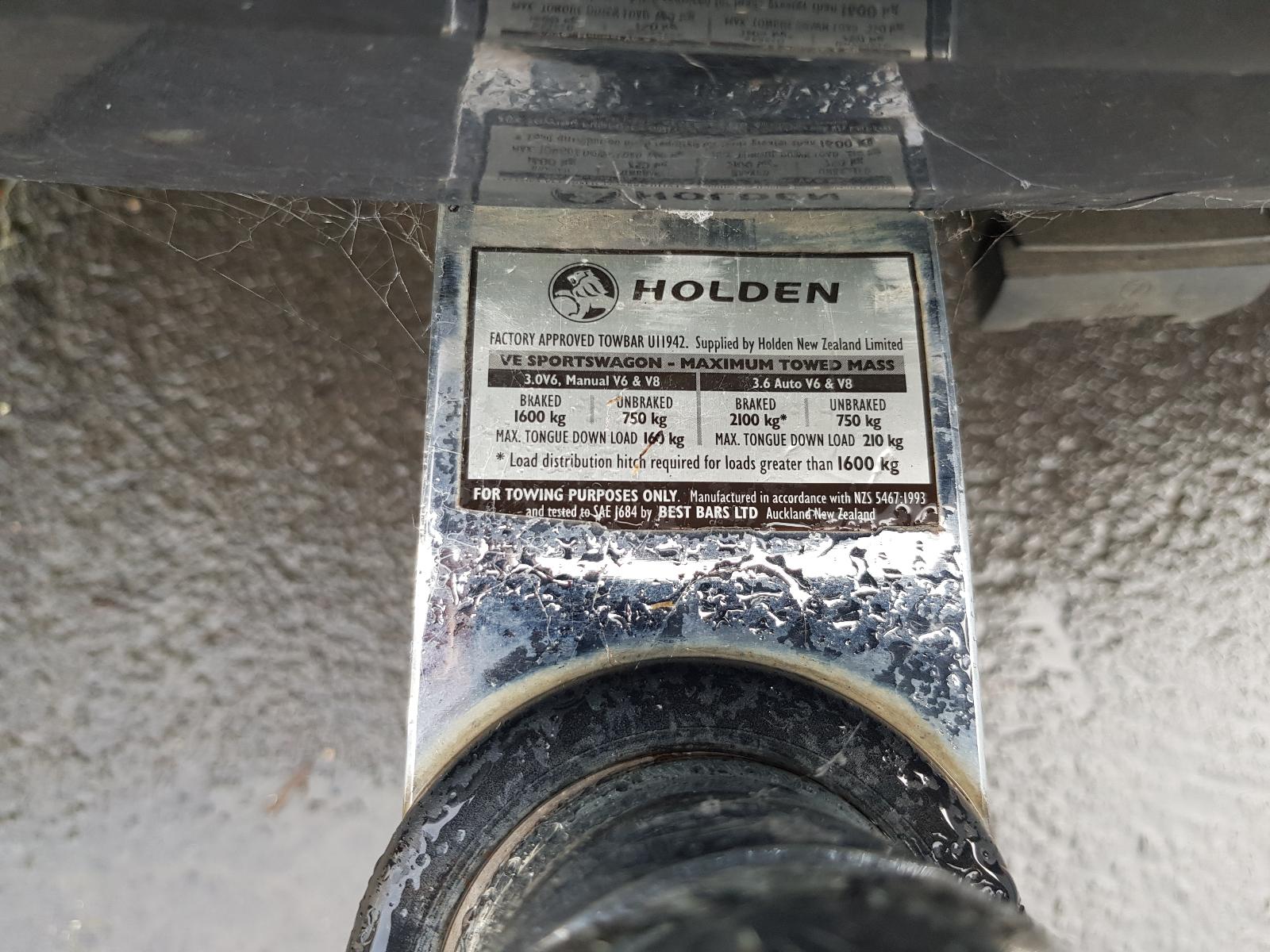 Holden Commodore - VE Omega 06-