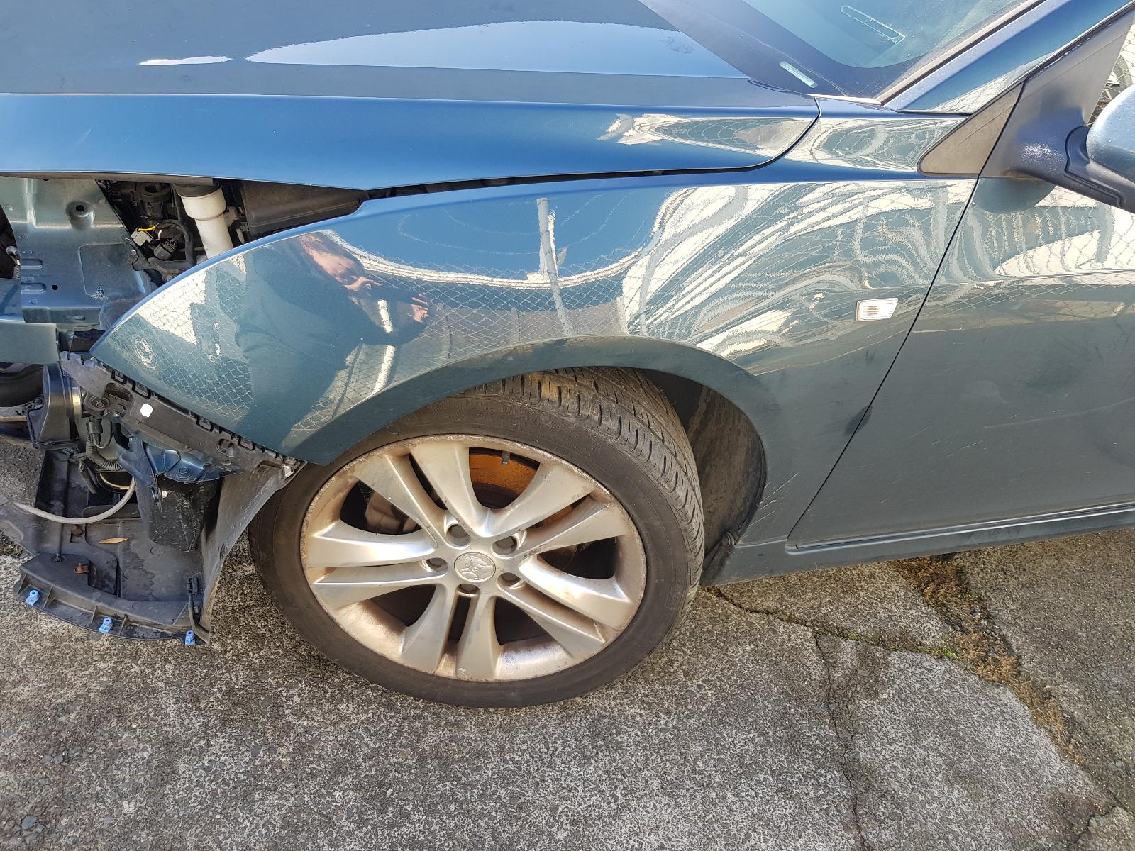 Holden Cruze - 2009-Present