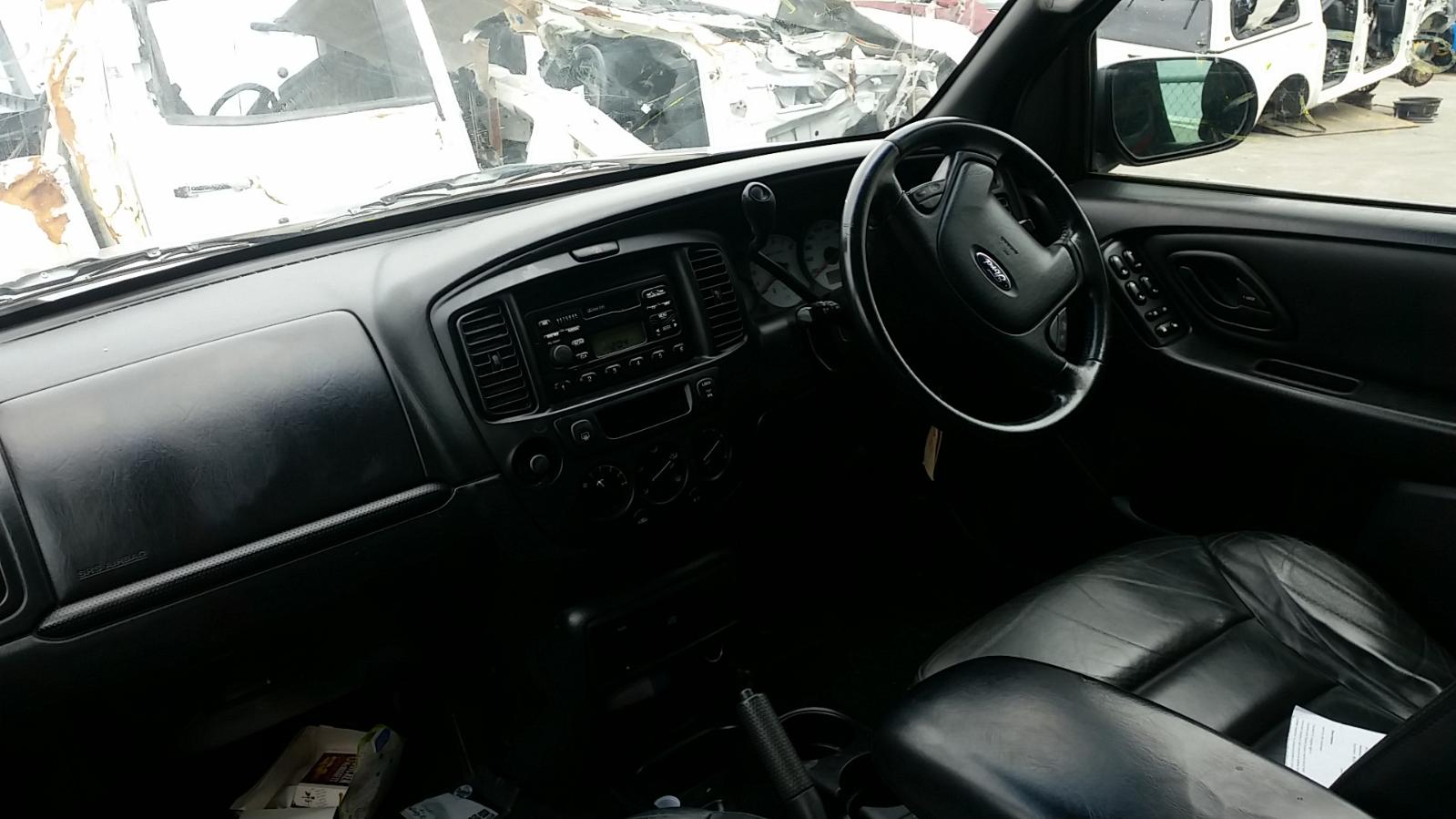 Ford Escape - EP 2001-2003