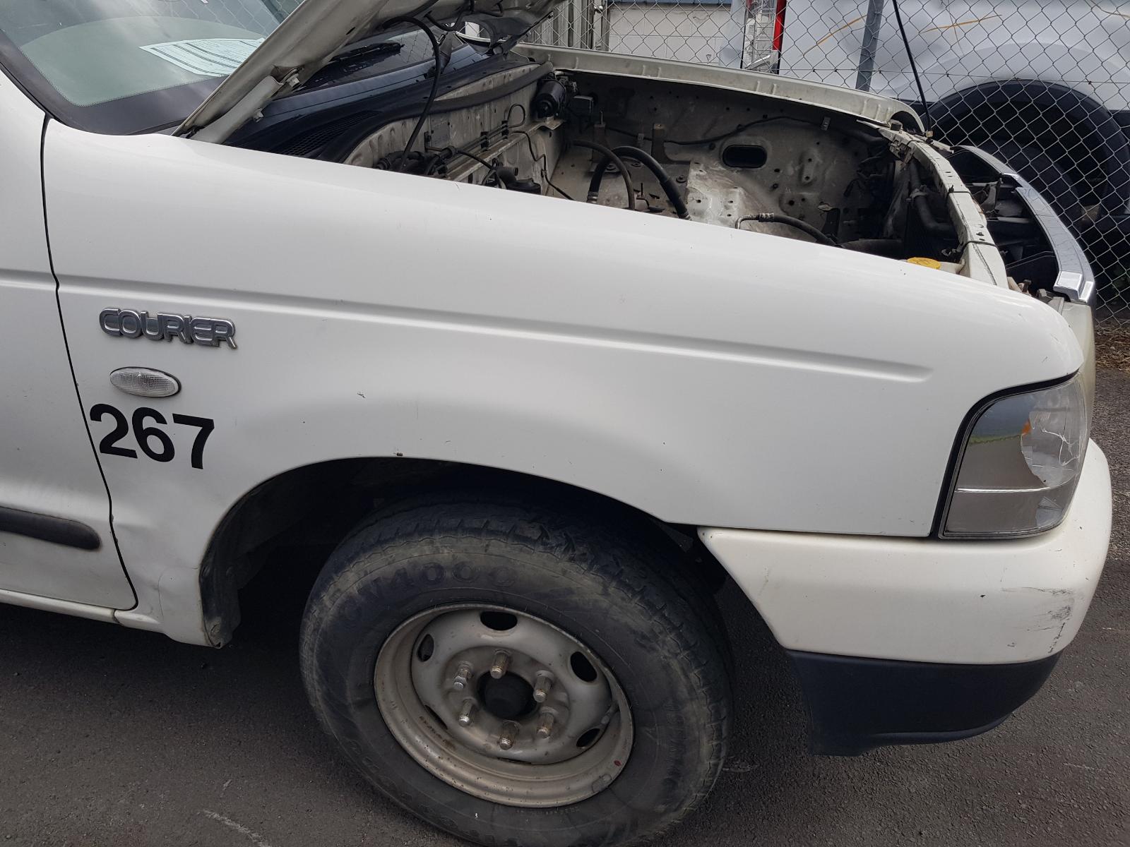 Ford Courier - UT 2005-2006