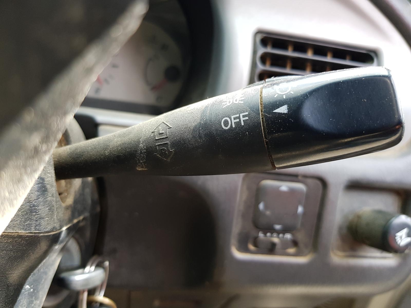 Ford Courier - UT 2005-2006