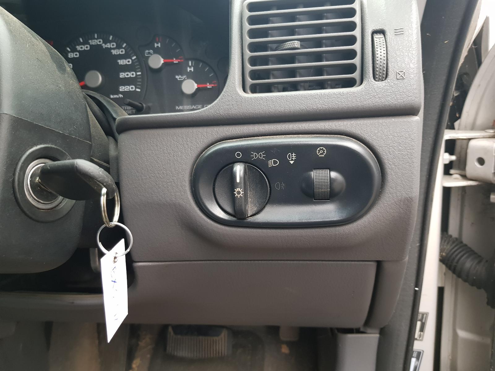 Ford Explorer - UT 2001-2005