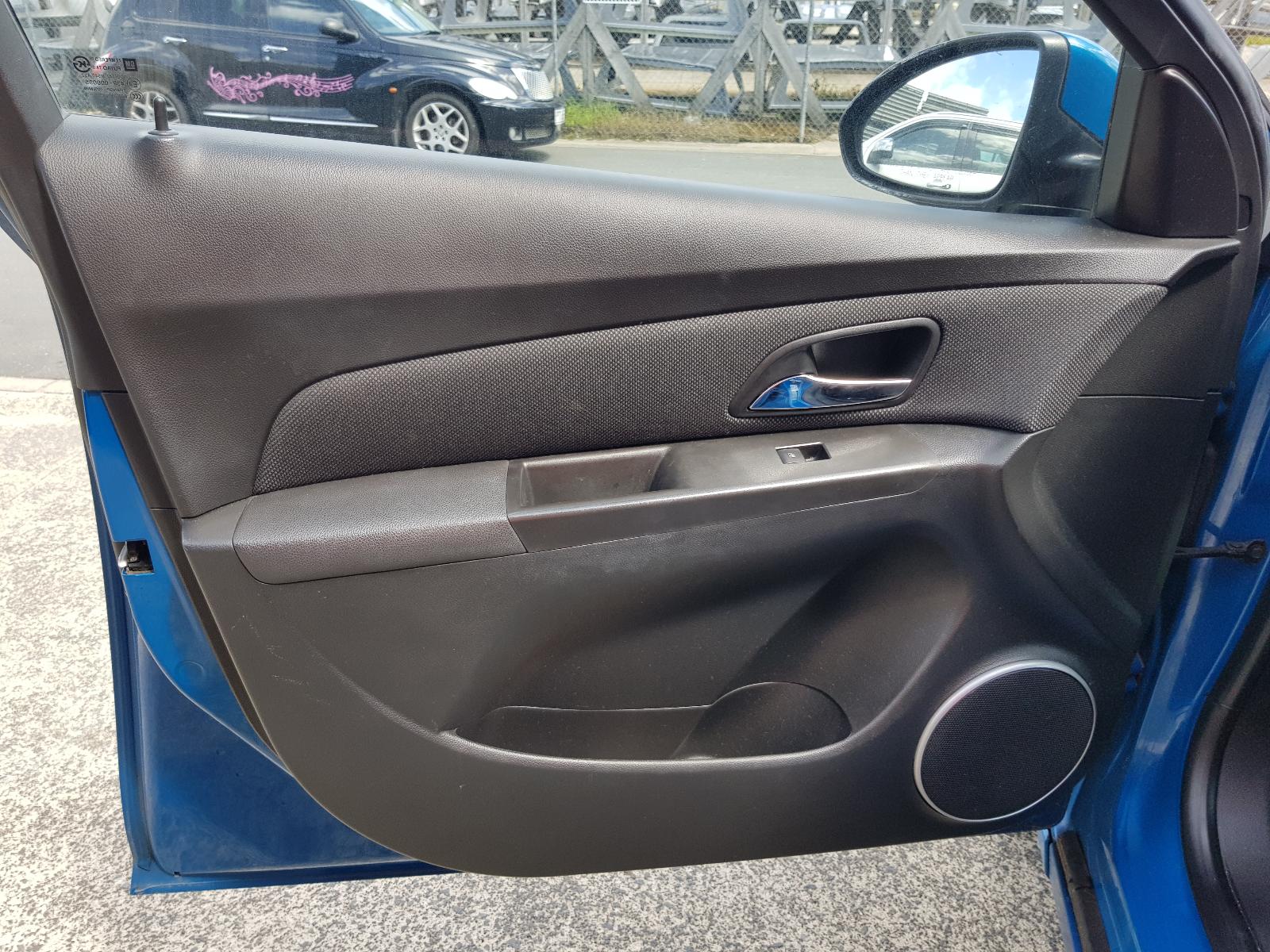 Holden Cruze - 2009-Present