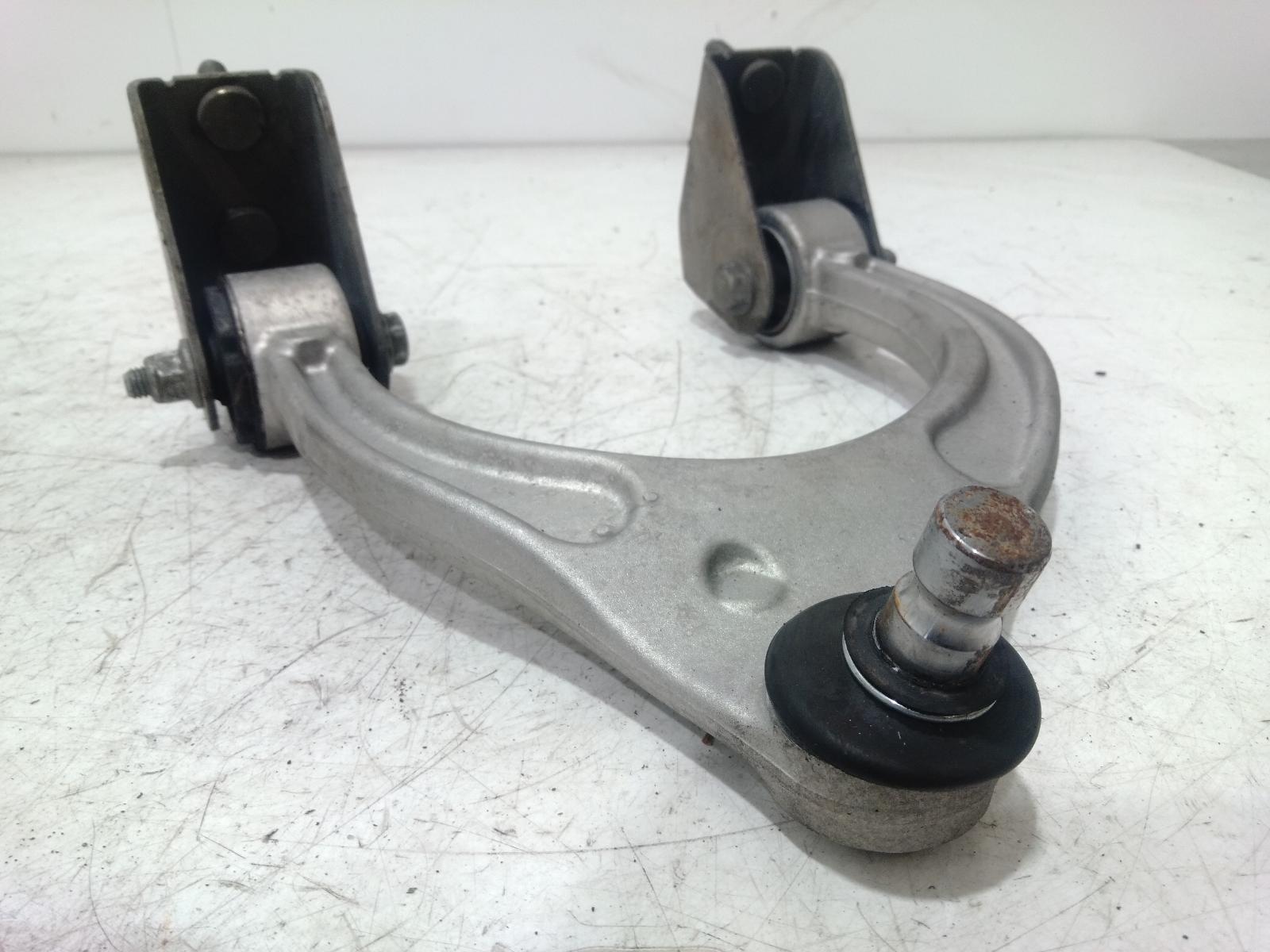 Left_Front_Upper_Control_Arm