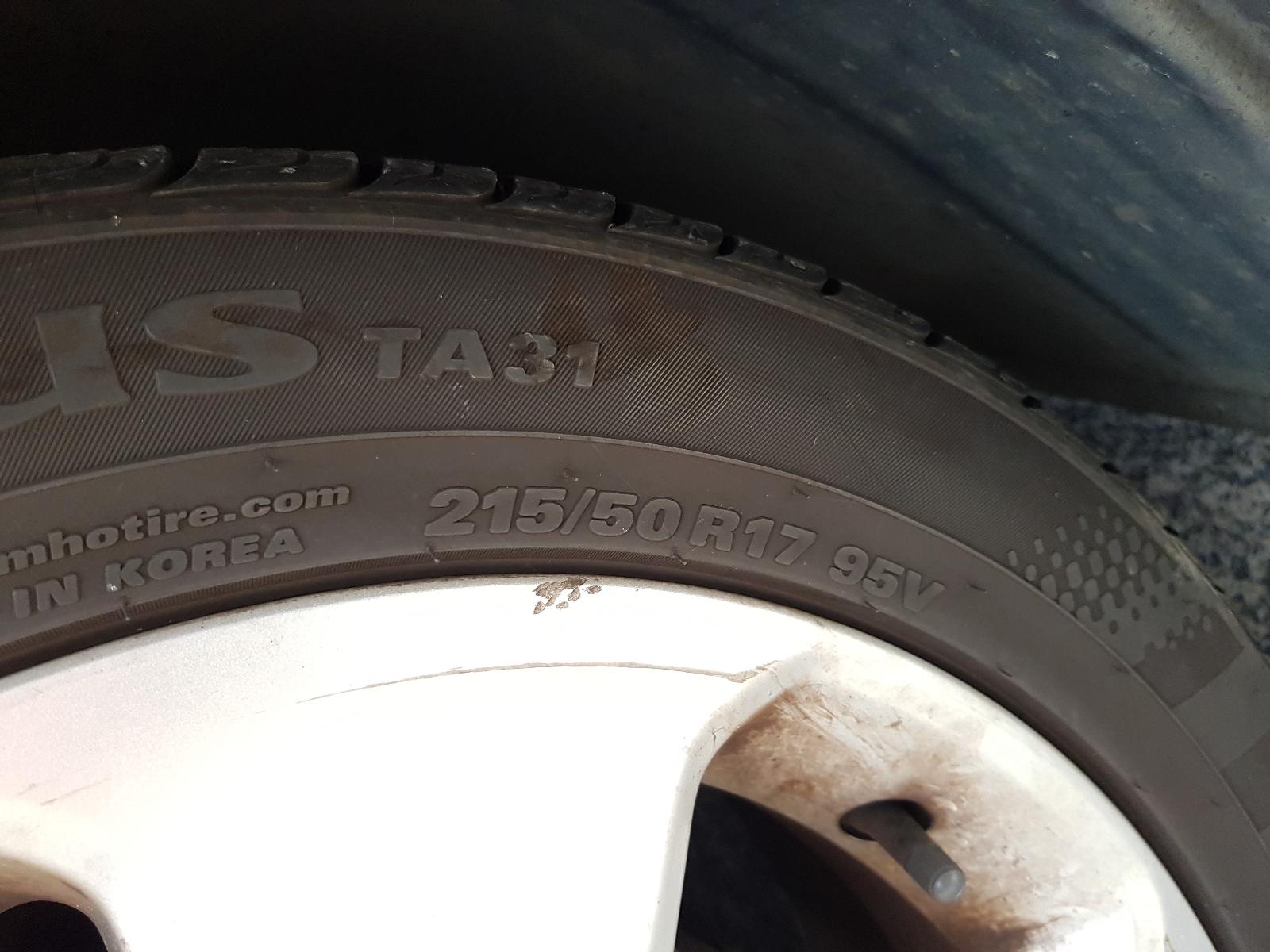 Holden Cruze - 2009-Present