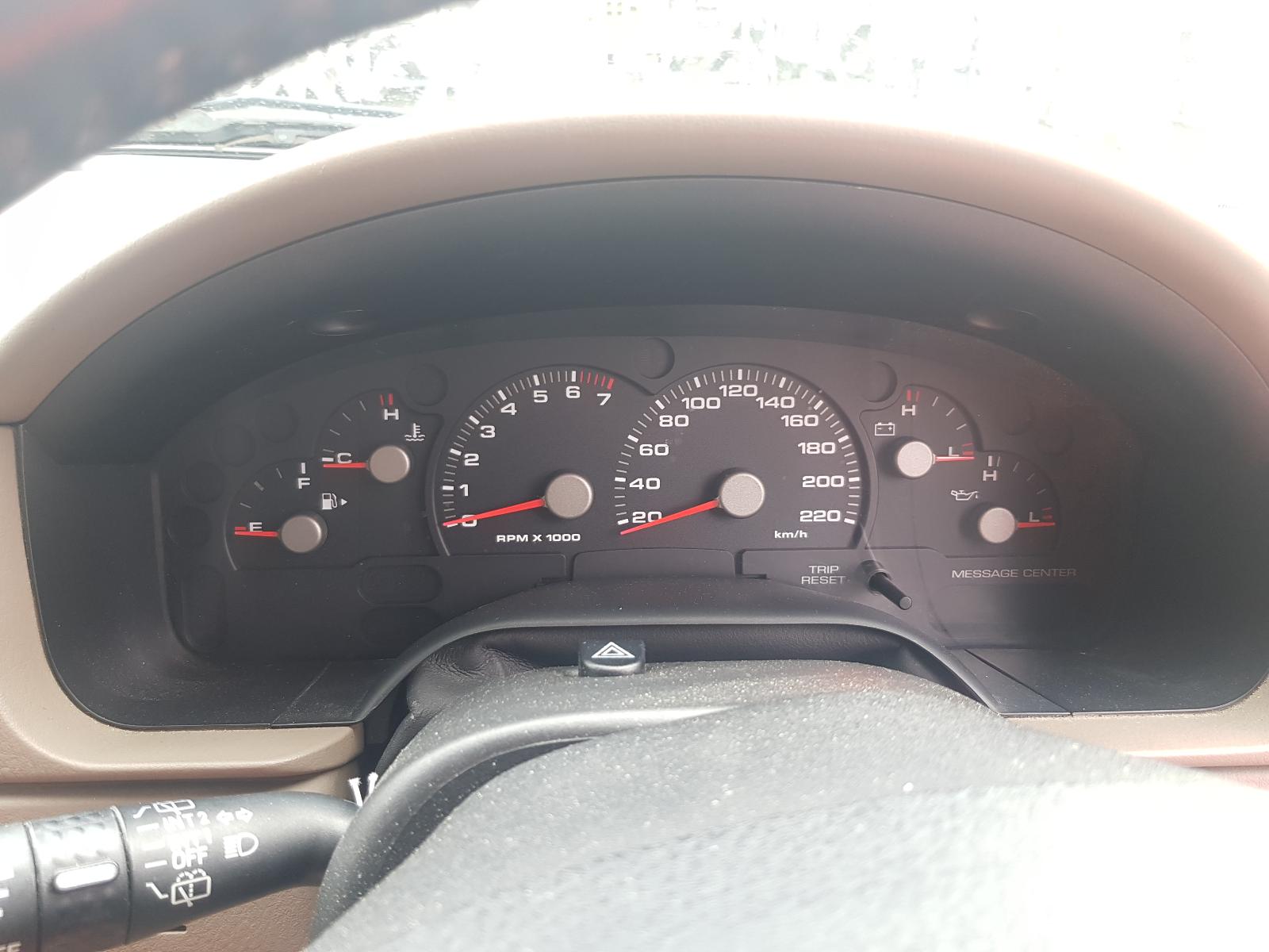 Ford Explorer - UT 2001-2005