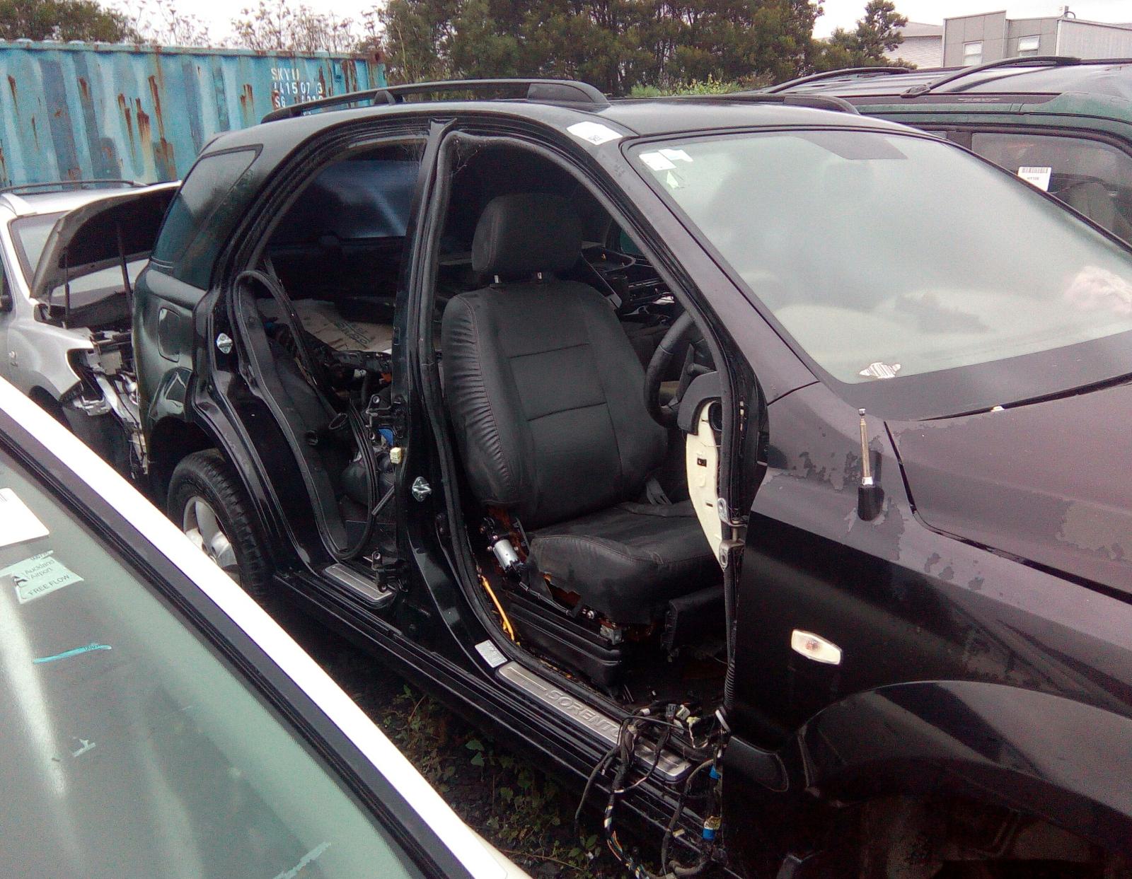 KIA Sorento - 1st Gen 2002-2009