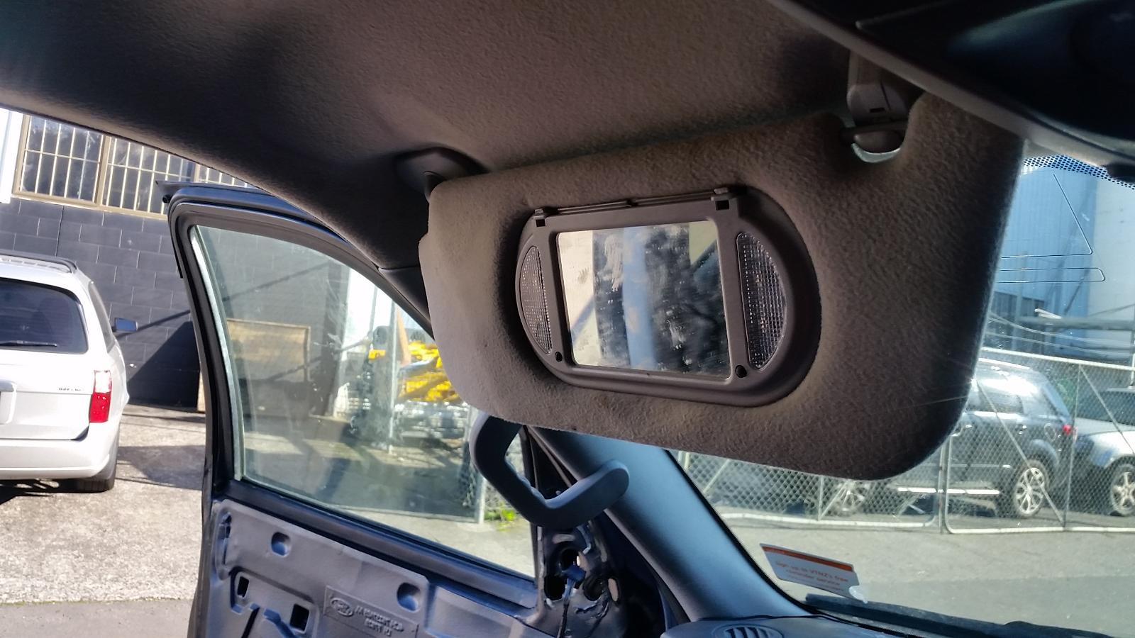 Ford Explorer - UT 2001-2005