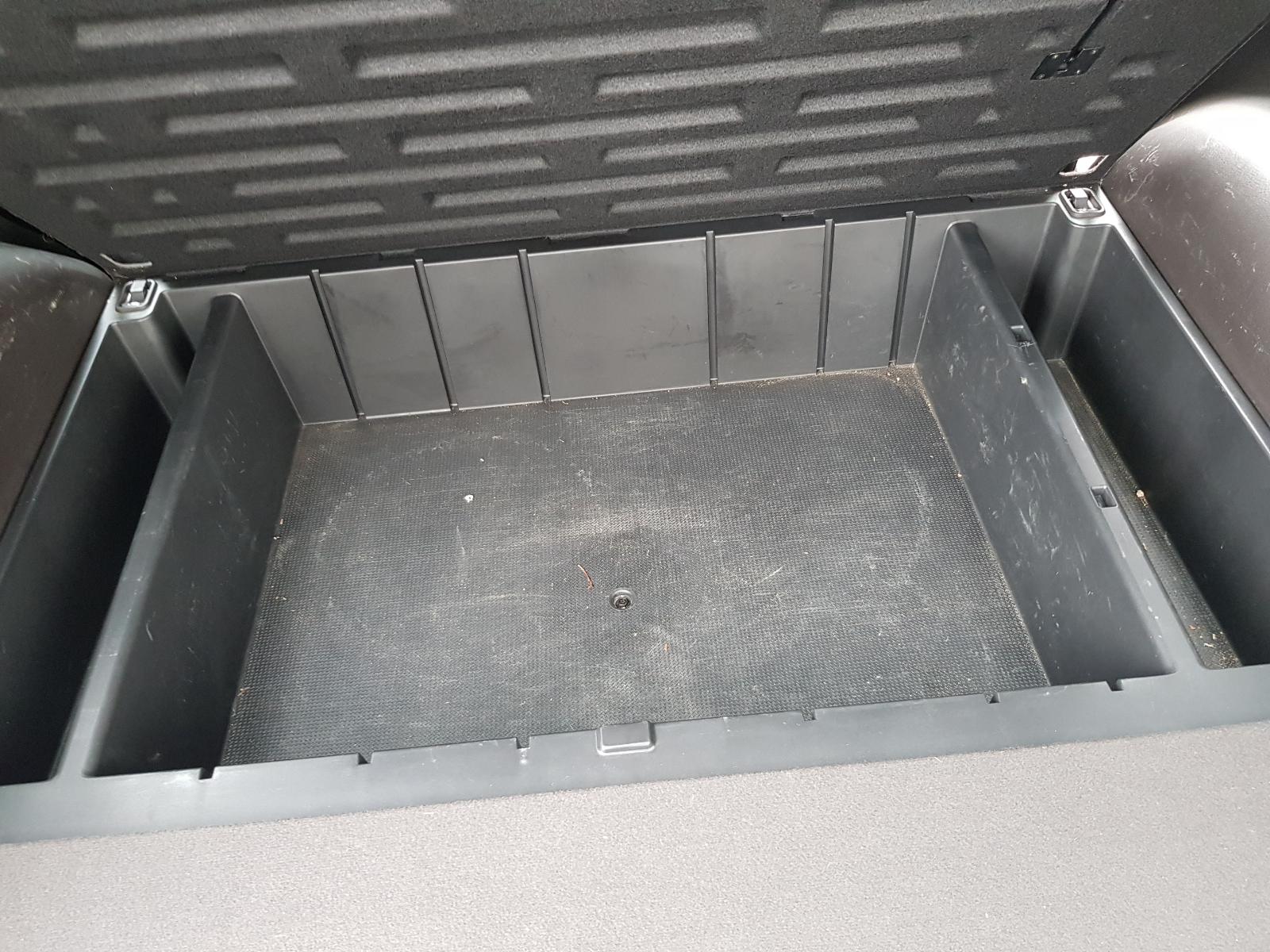 Hyundai Santa Fe - 2006-2012