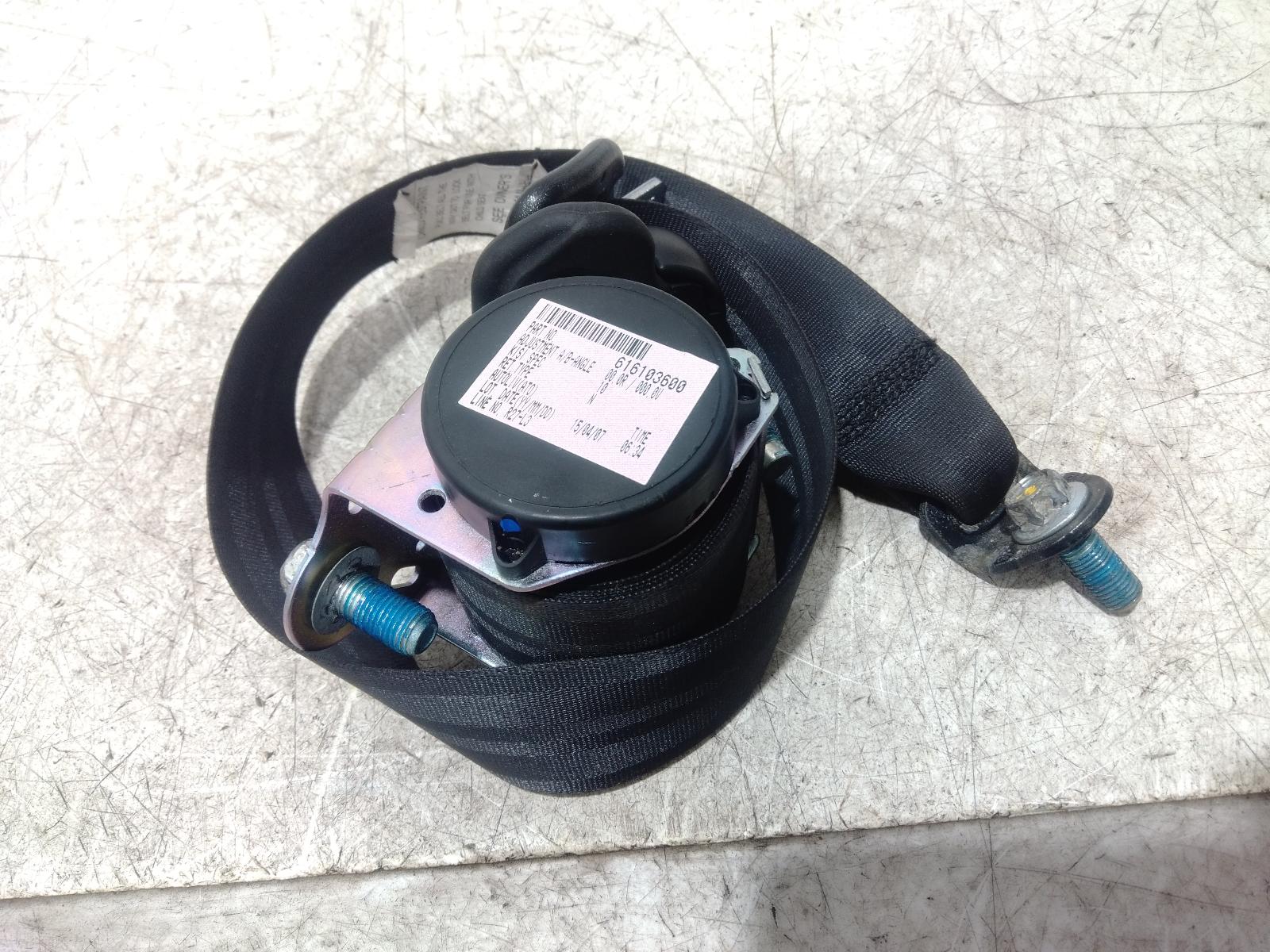 Seat_Belt_Stalk