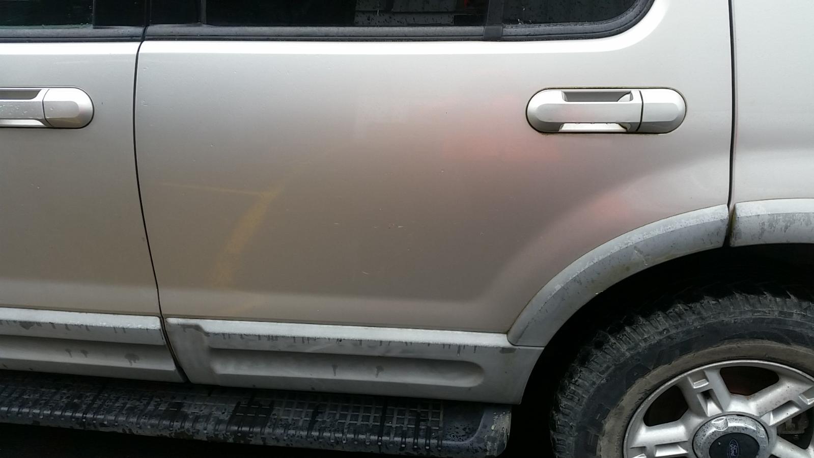 Ford Explorer - UT 2001-2005