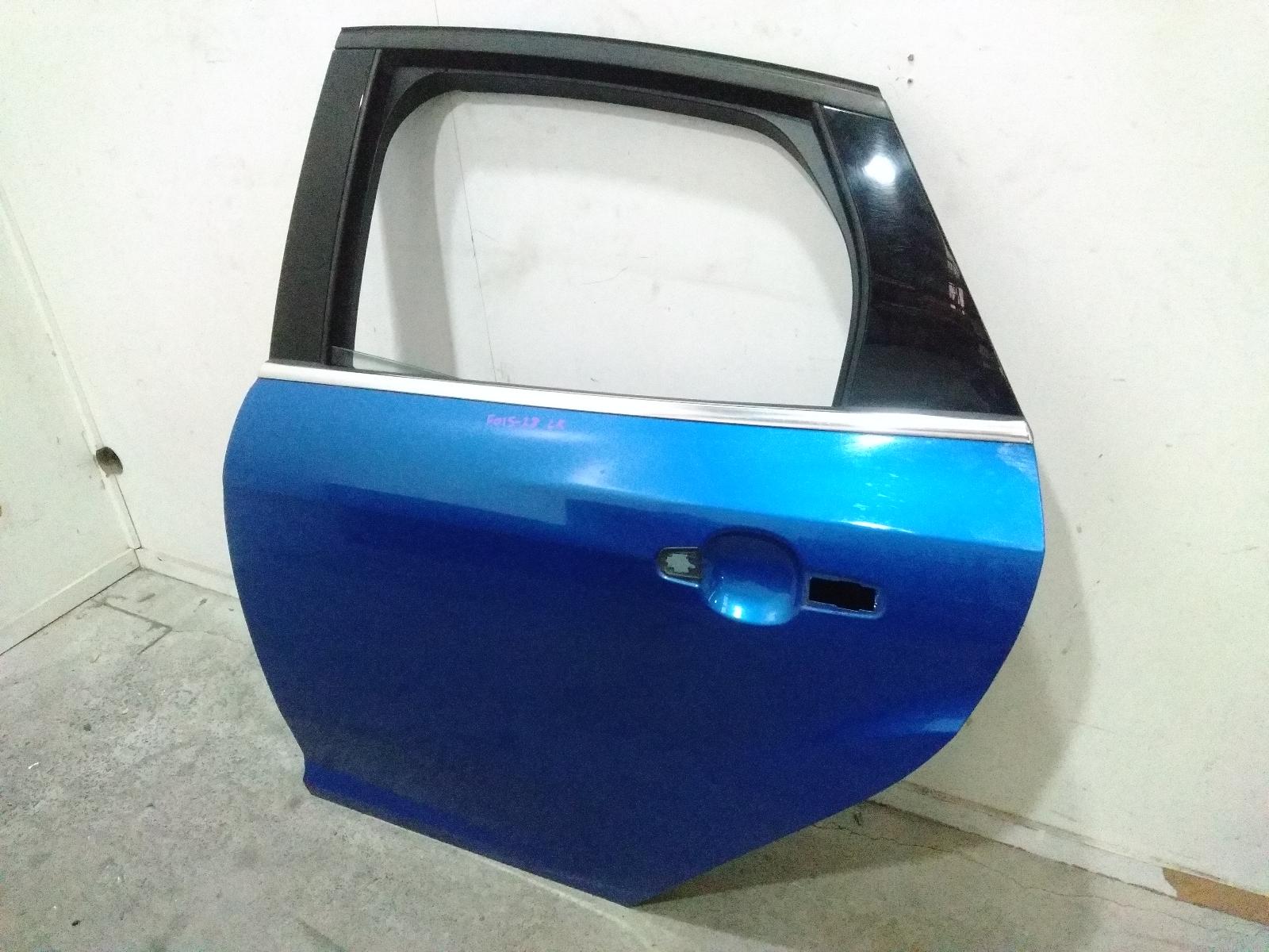 Left_Rear_Door_Sliding