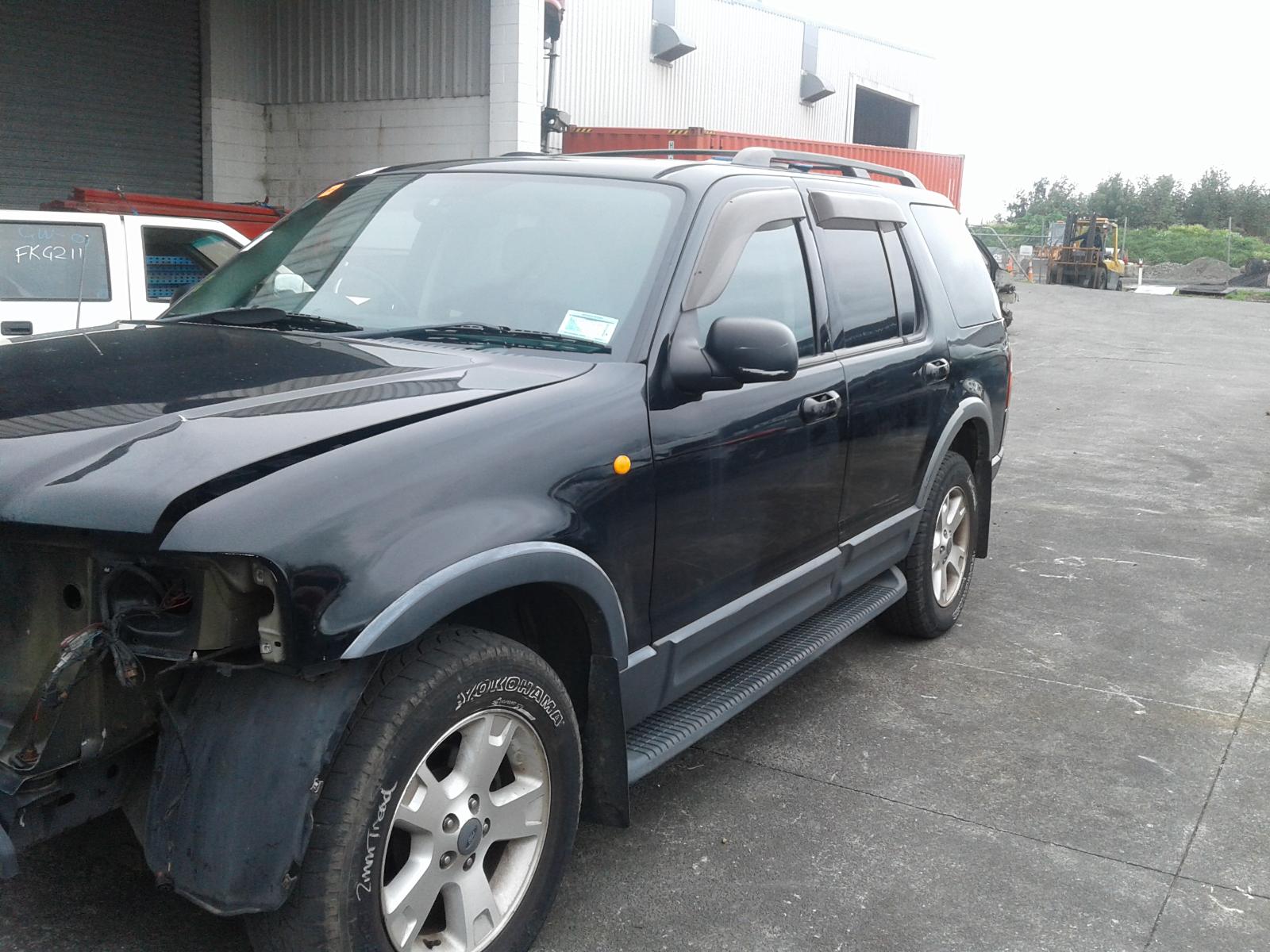 Ford Explorer - UT 2001-2005