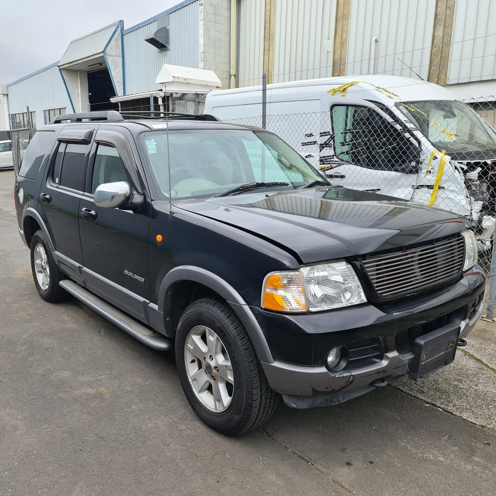 Ford Explorer - UT 2005-2007