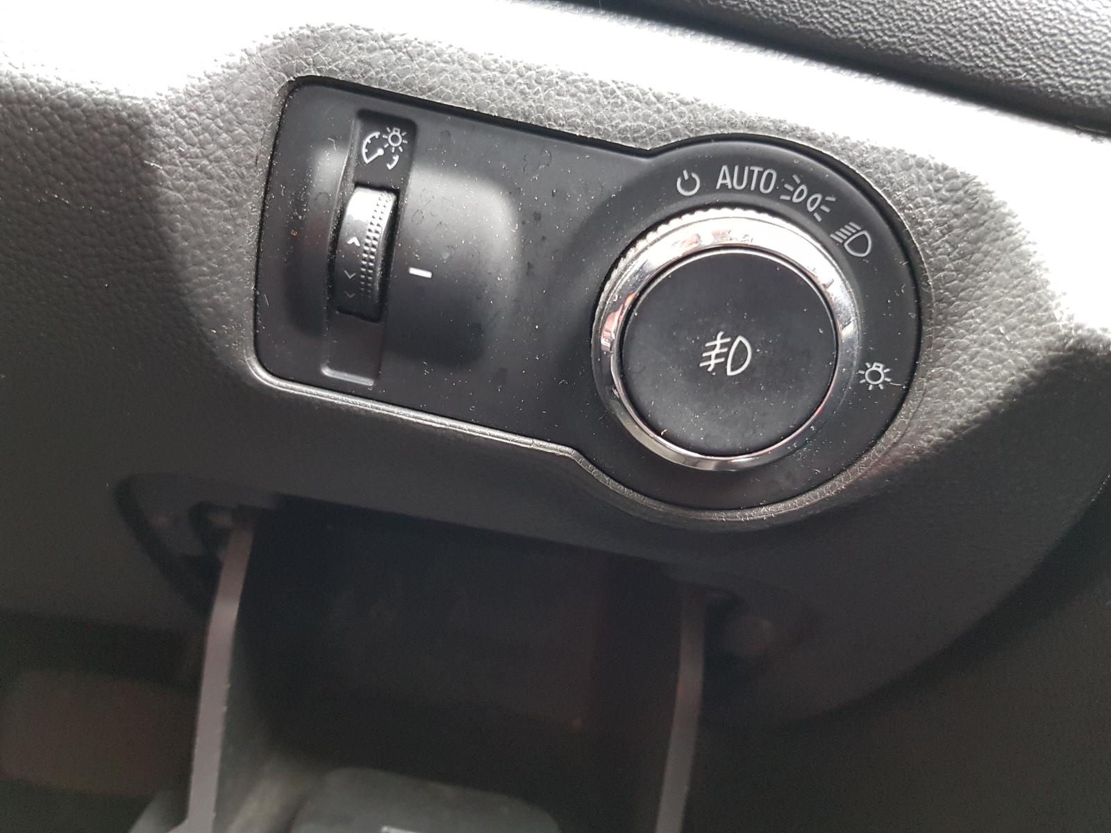 Holden Cruze - 2009-Present