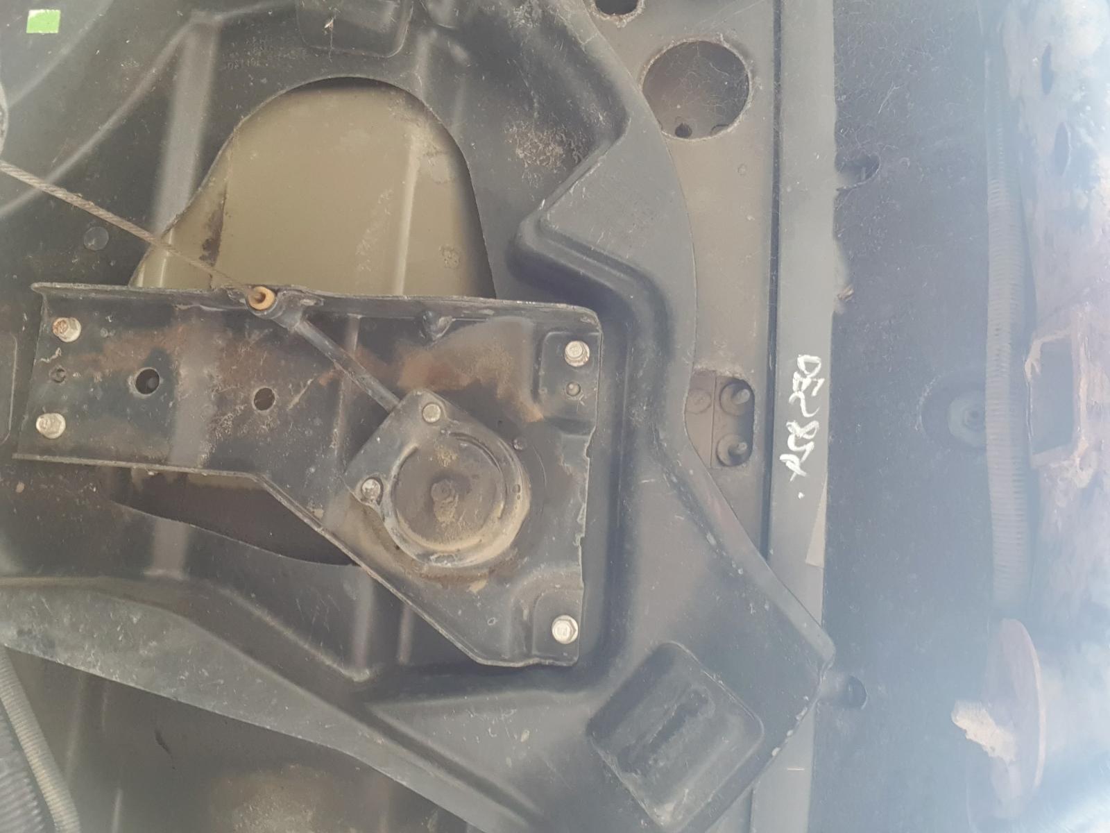 Ford Explorer - UT 2005-2007