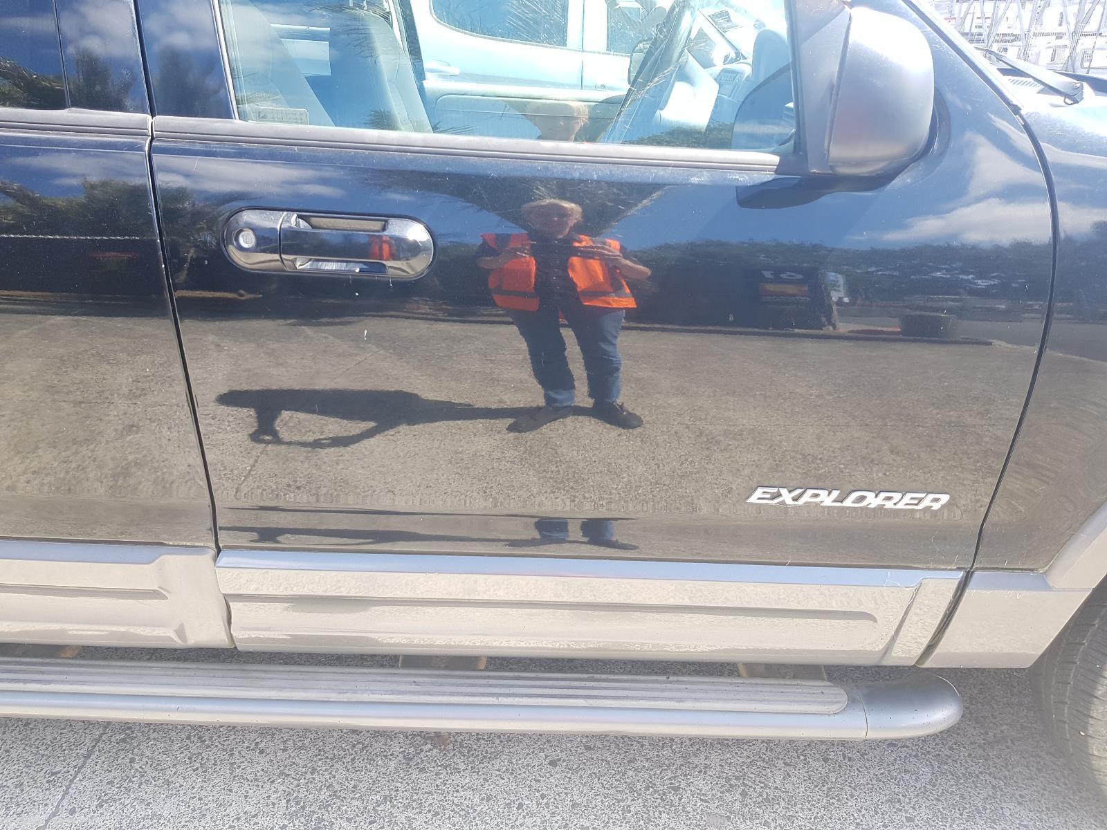 Ford Explorer - UT 2001-2005