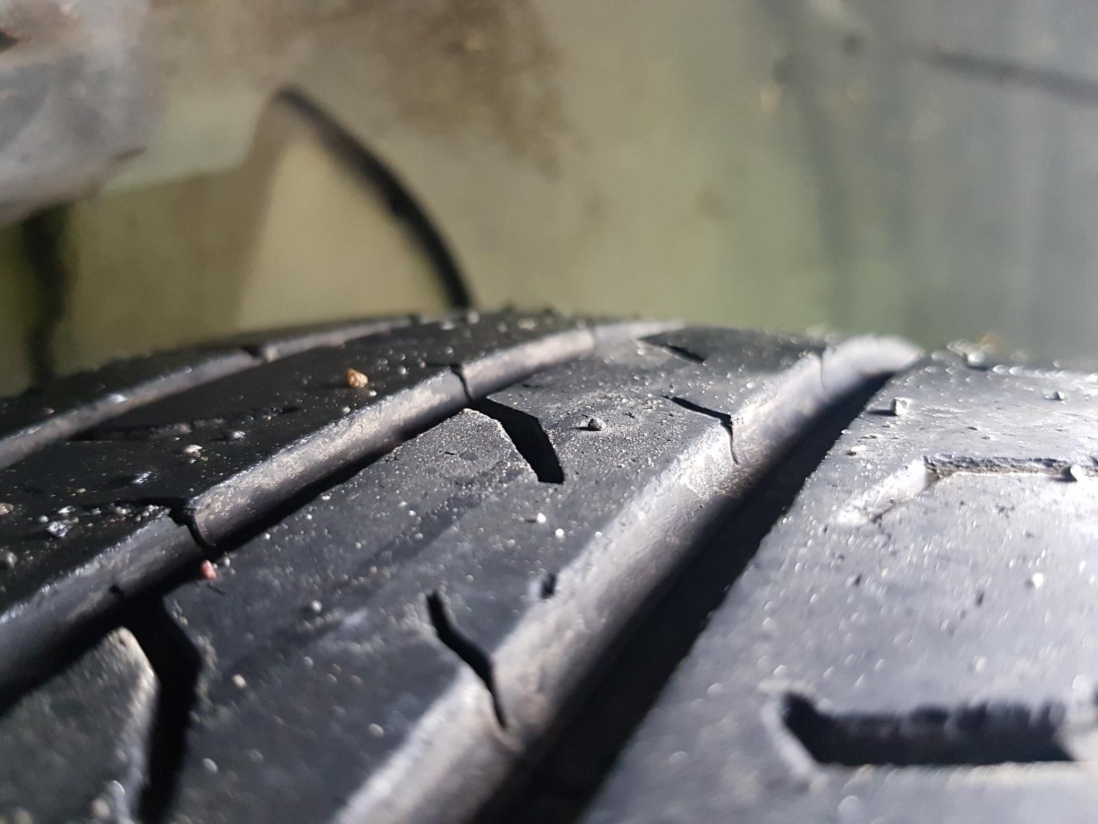 Holden Cruze - 2009-Present