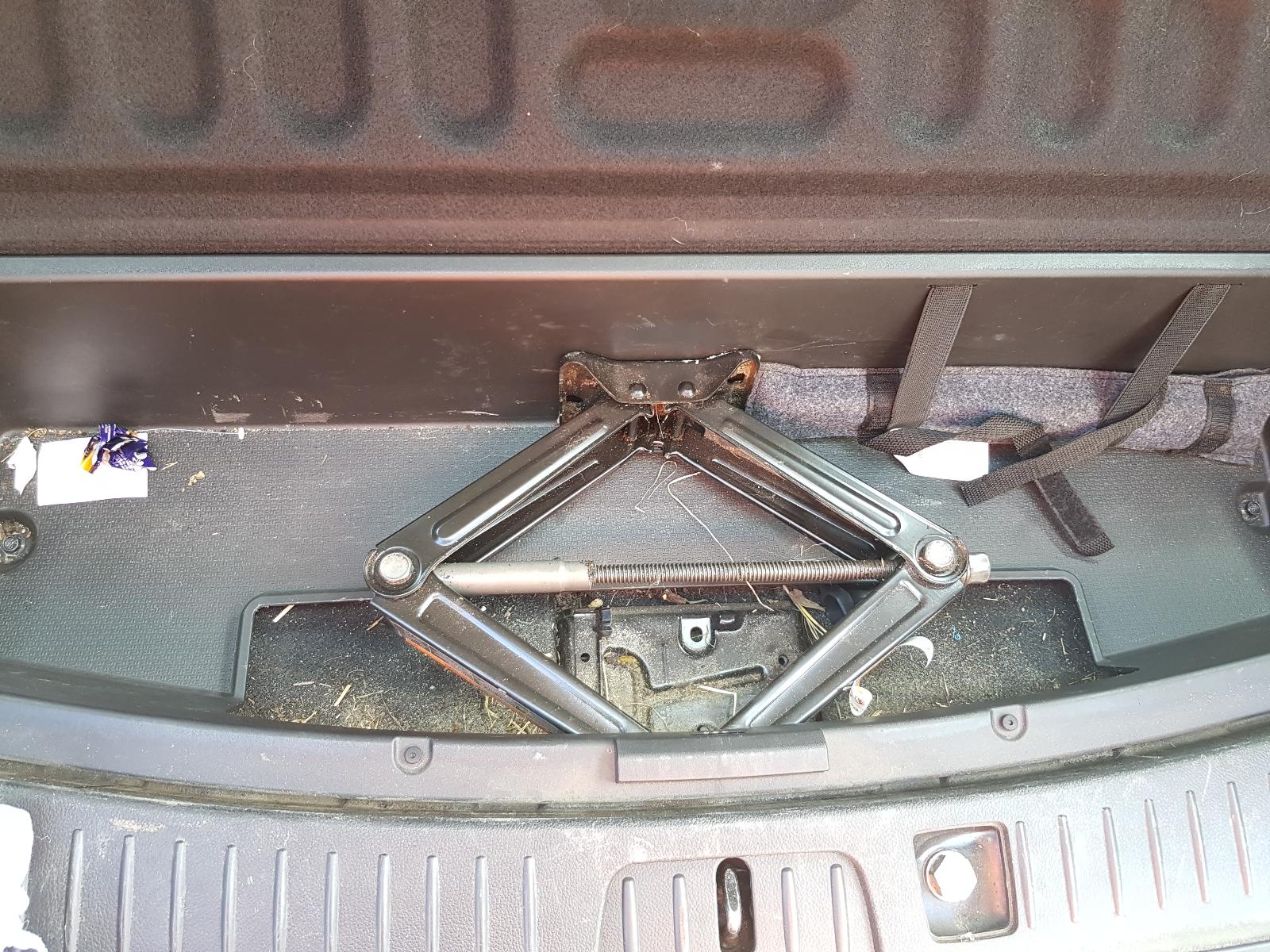 Holden Captiva - Captiva 7 2011-Present