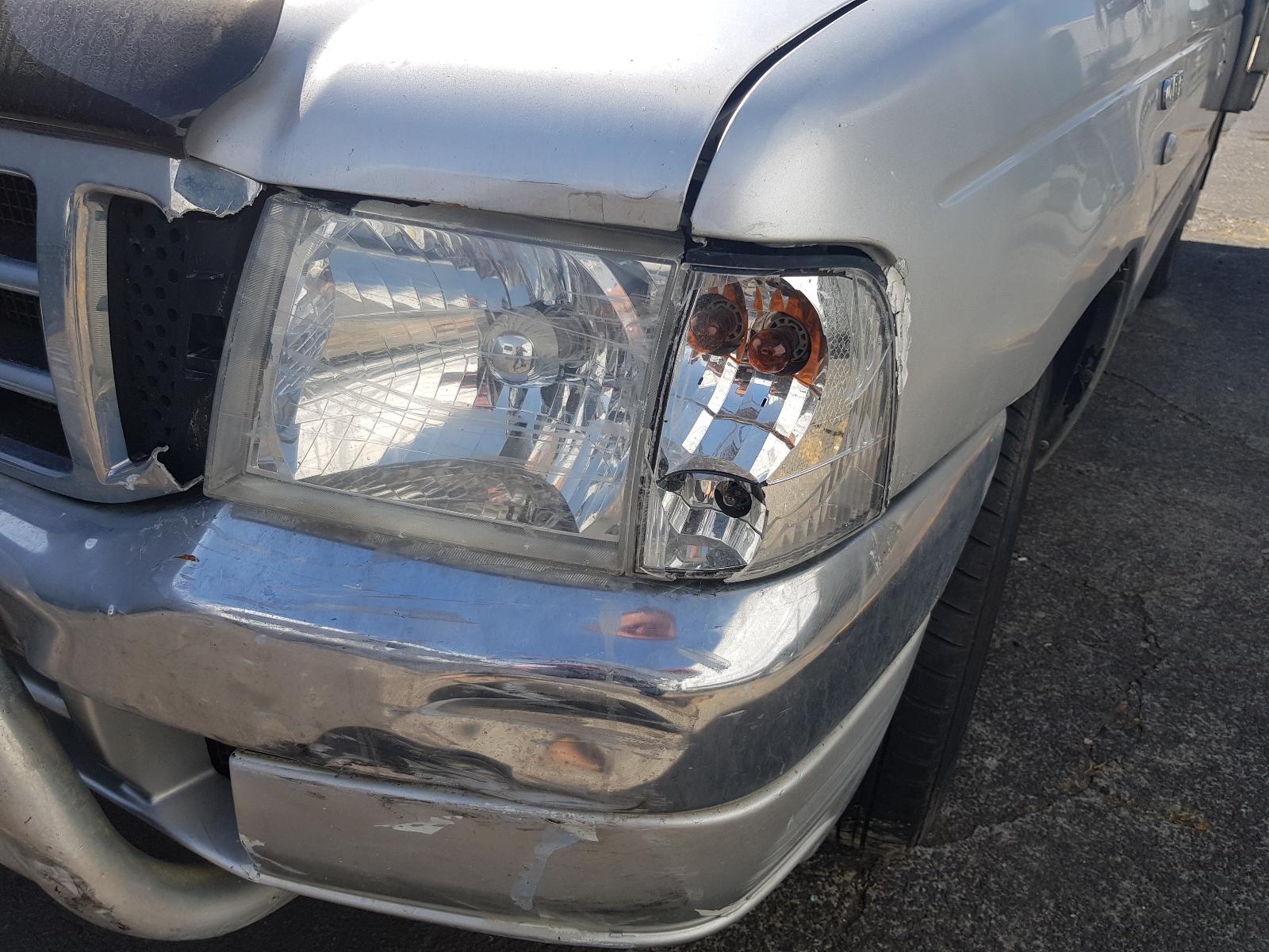 Ford Courier - 03-05