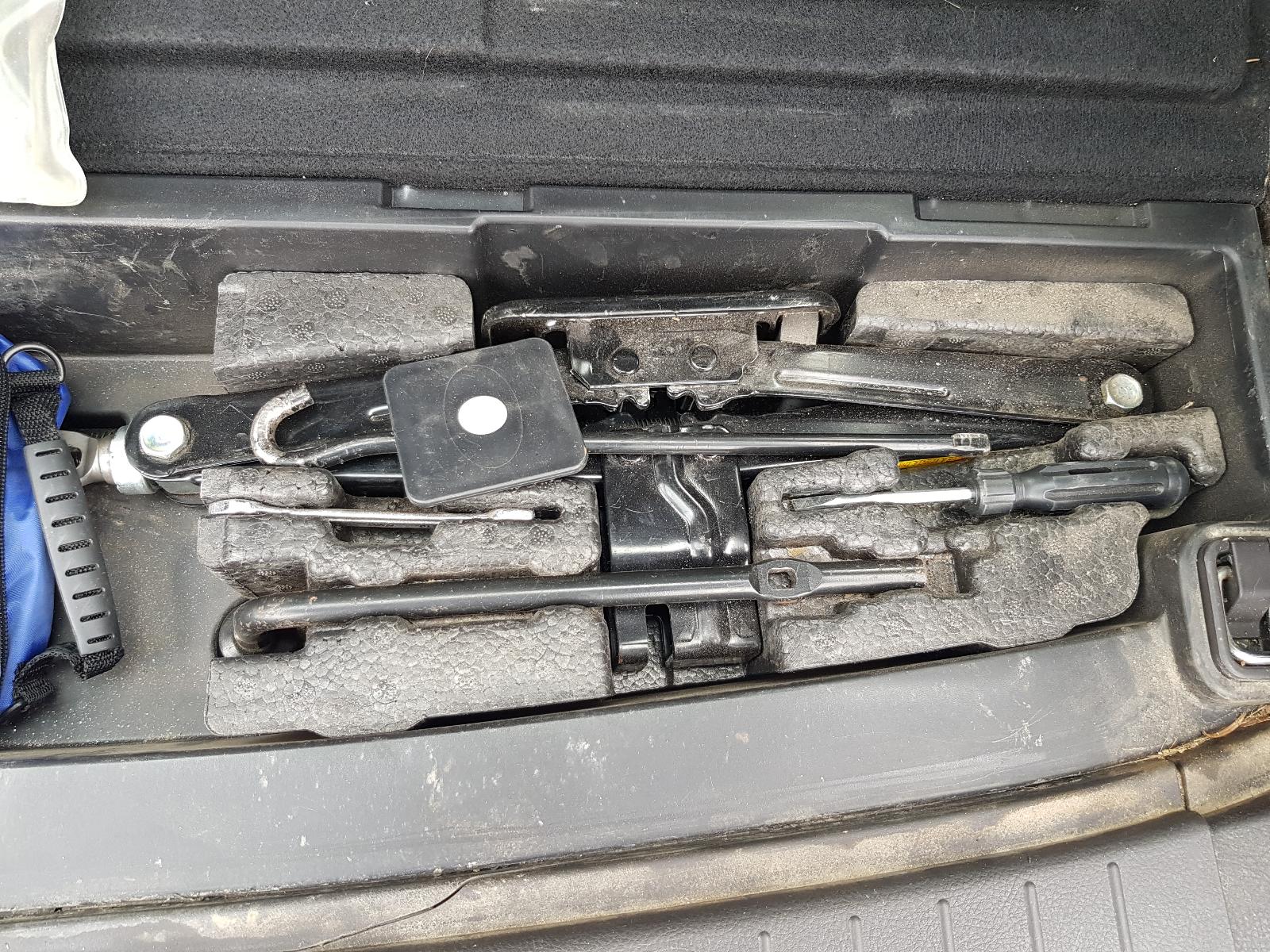 Hyundai Santa Fe - 2006-2012