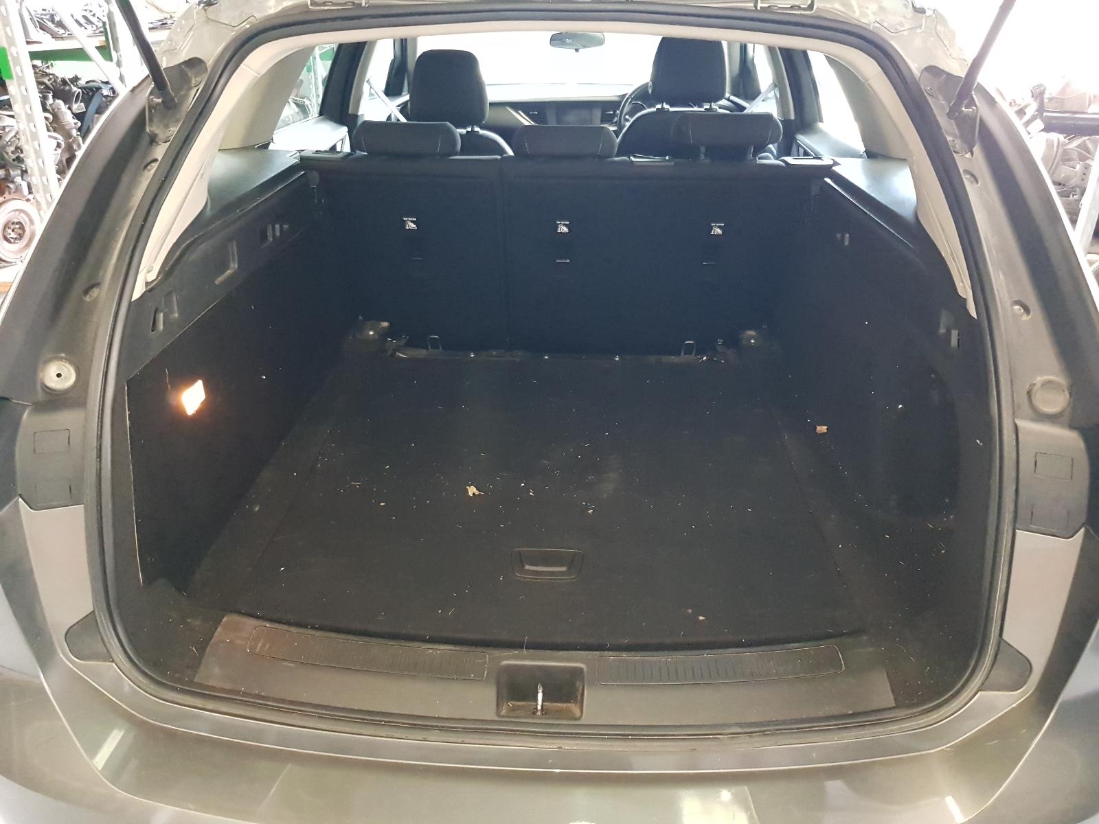 Holden Commodore - Other