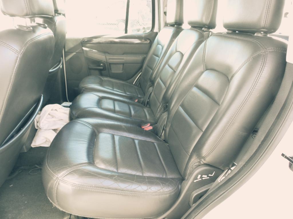 Ford Explorer - UT 2001-2005