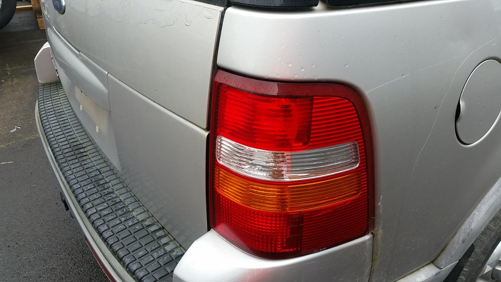 Ford Explorer - UT 2001-2005