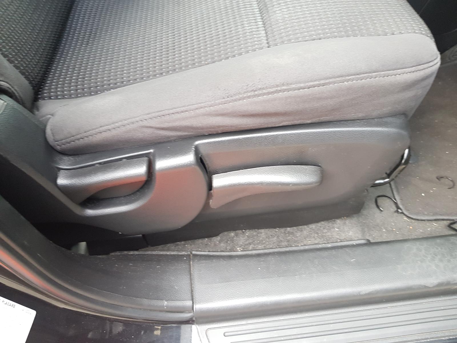 Holden Captiva - Captiva 7 2011-Present