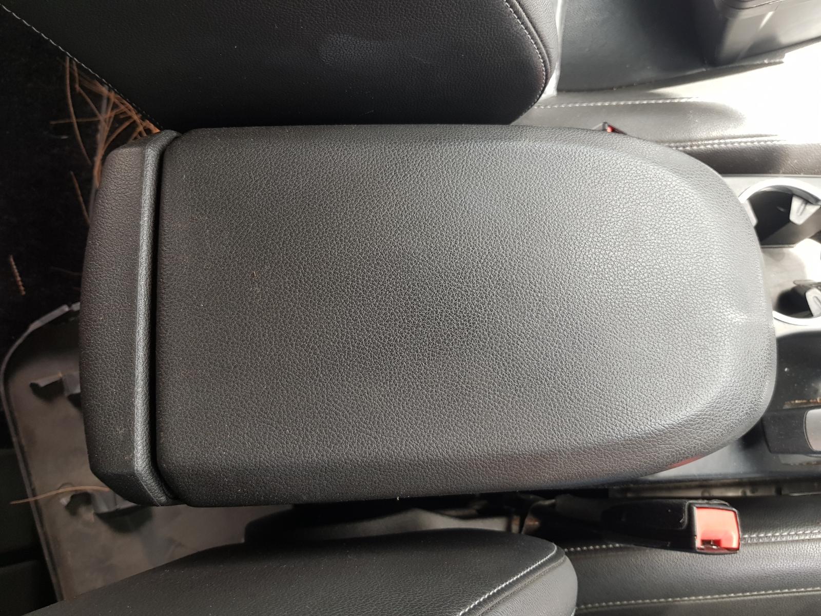 Ford Kuga - TF 2013-Present