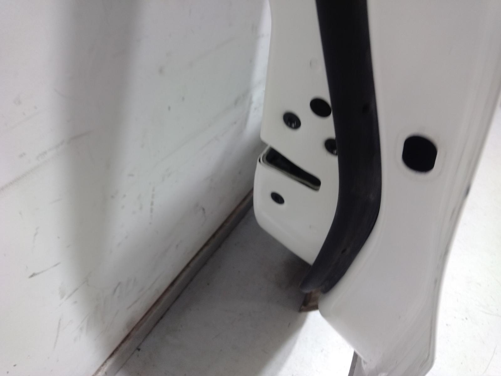 Right_Rear_Door_Sliding
