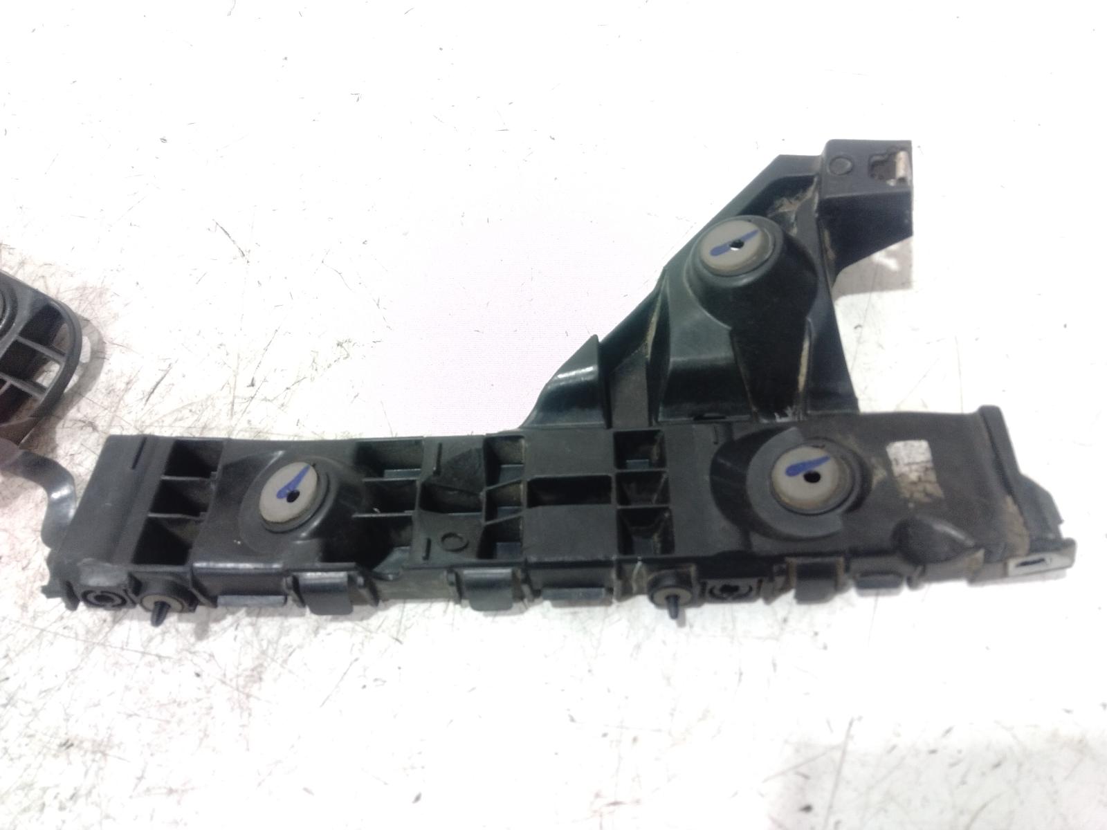 R_Bar_Bracket_Reinfo