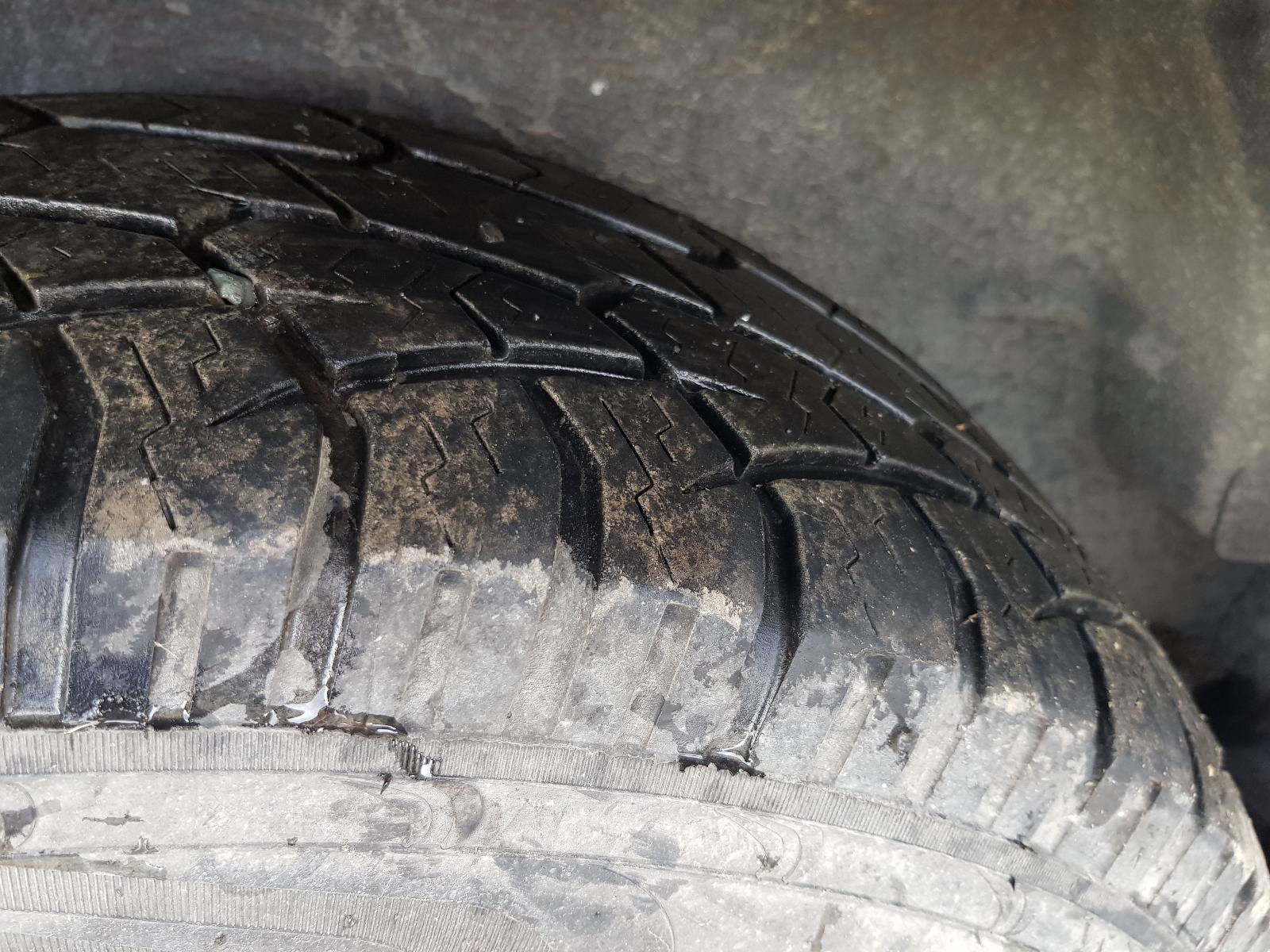 Ford Explorer - UT 2001-2005