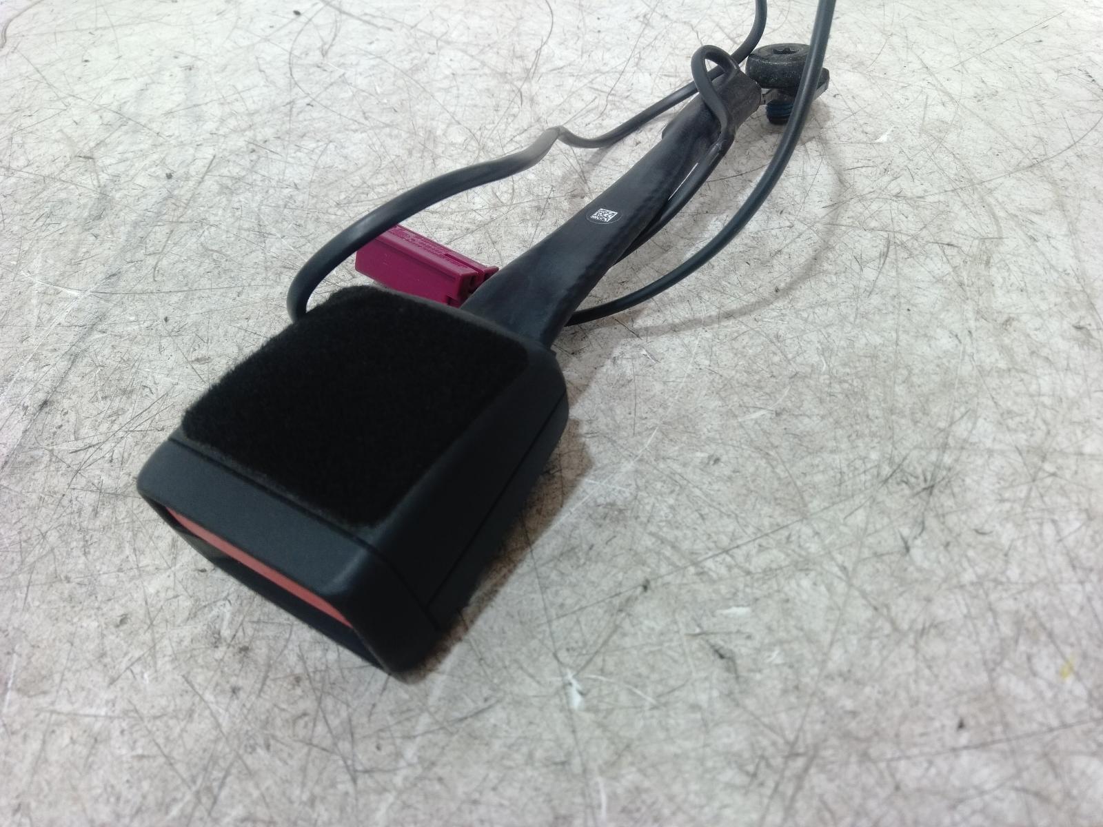 Seat Belt Stalk