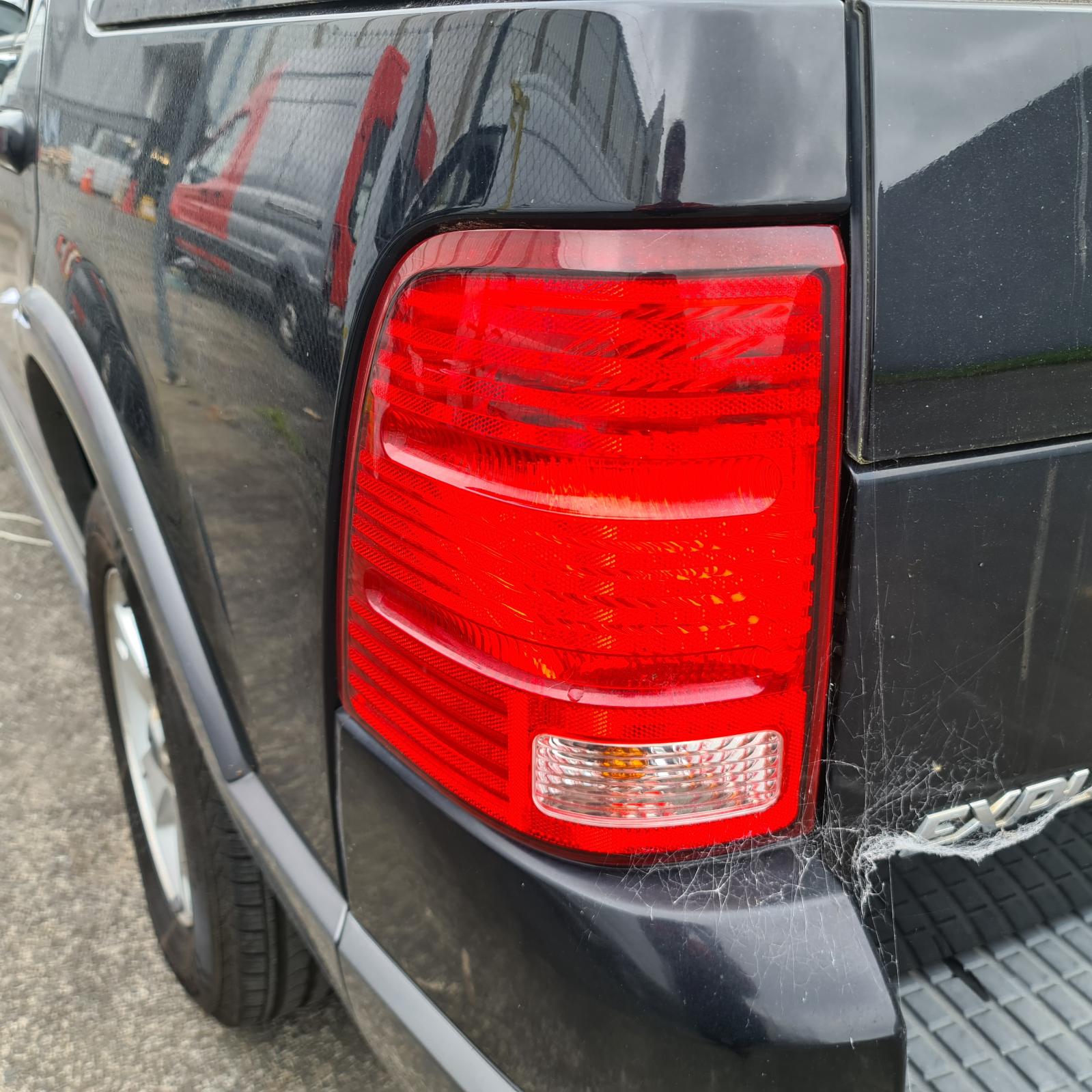 Ford Explorer - UT 2005-2007