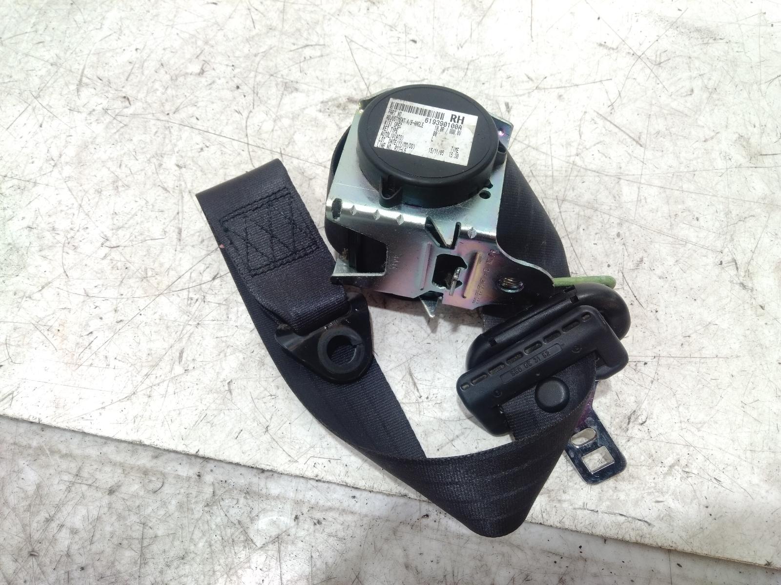 Seat_Belt_Stalk