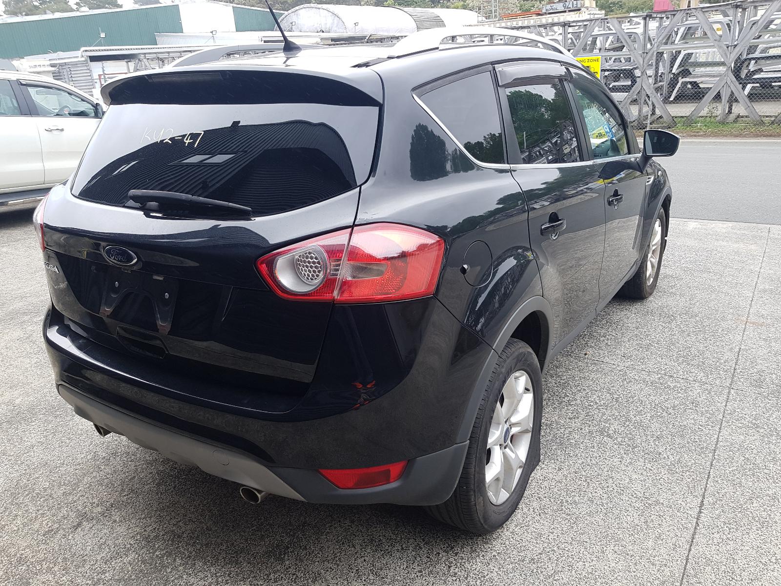 Ford Kuga - TE 2012-2013