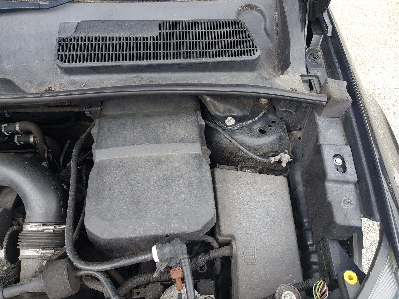 Ford Kuga - TE 2012-2013