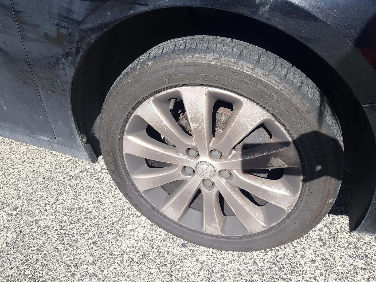 Holden Cruze - 2009-Present